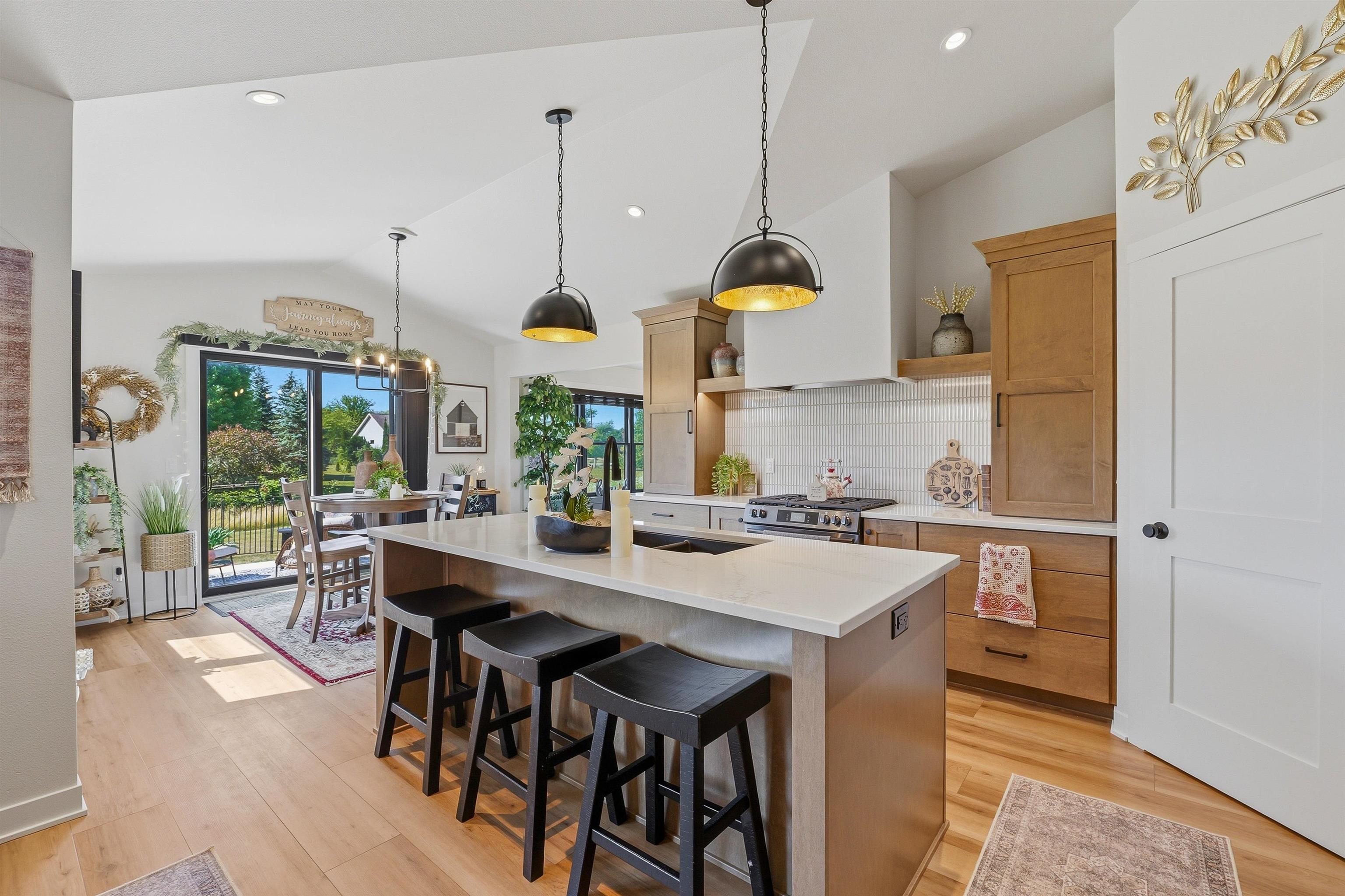 2747 Stonebrook Drive