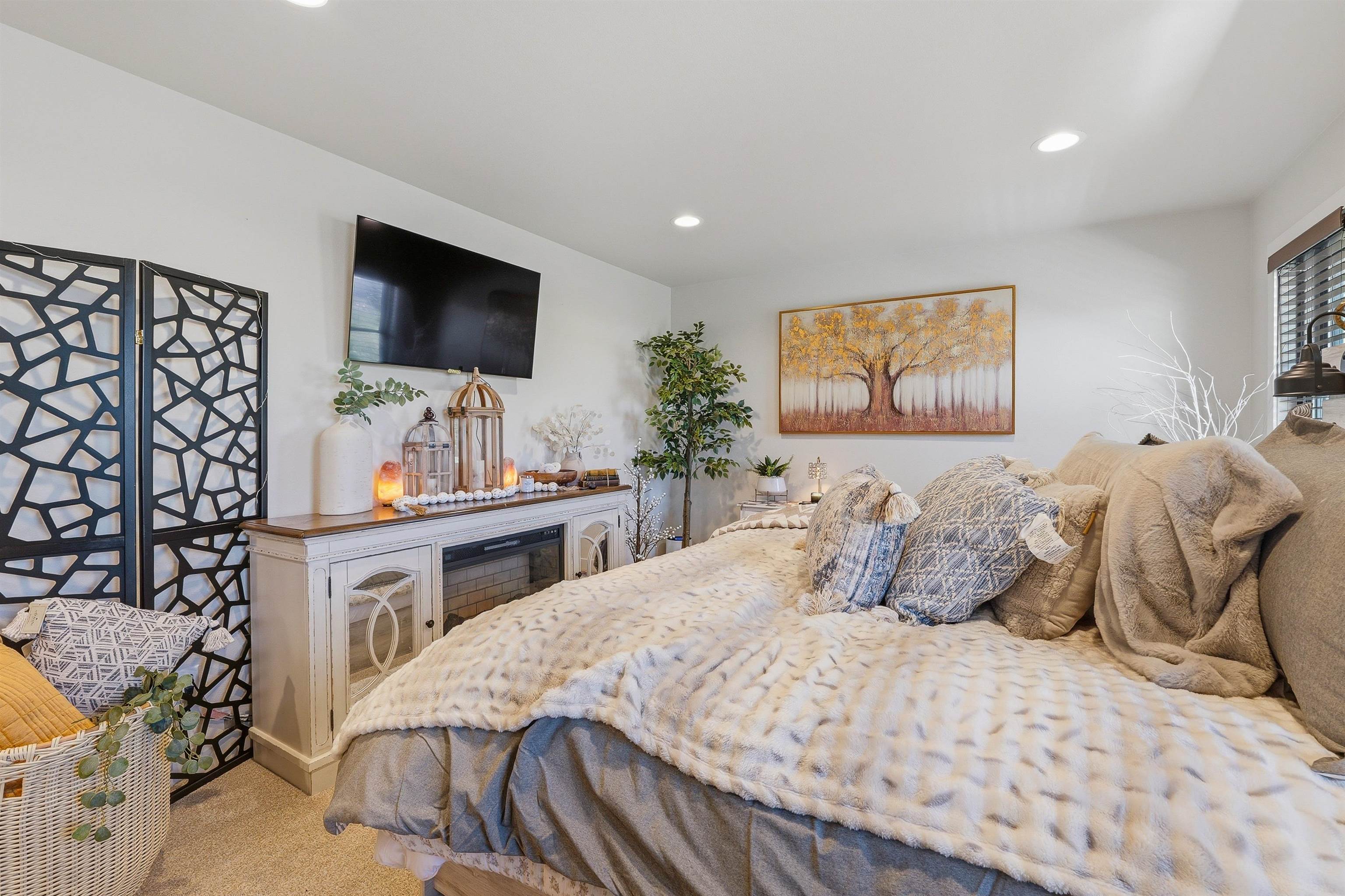 2747 Stonebrook Drive