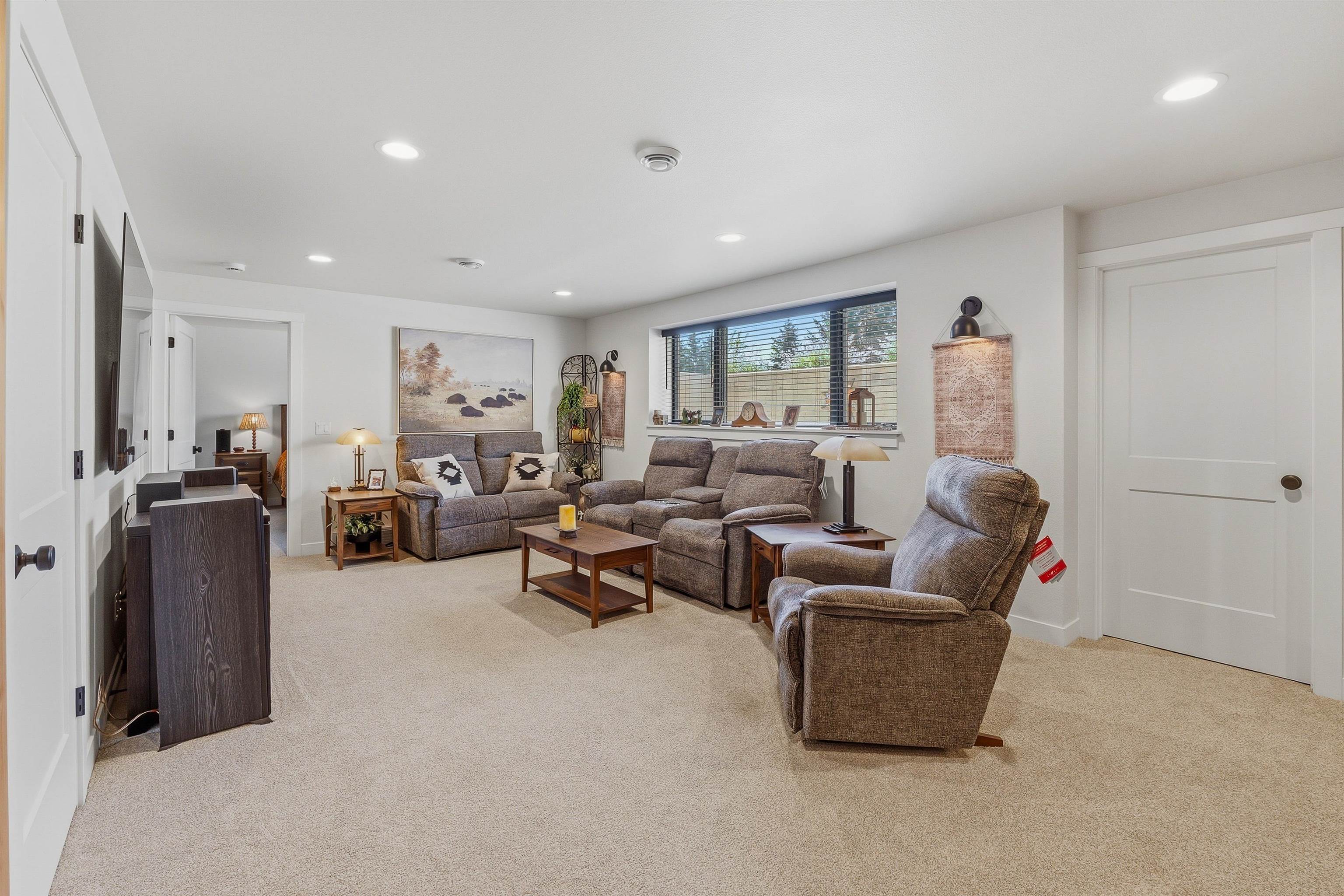 2747 Stonebrook Drive