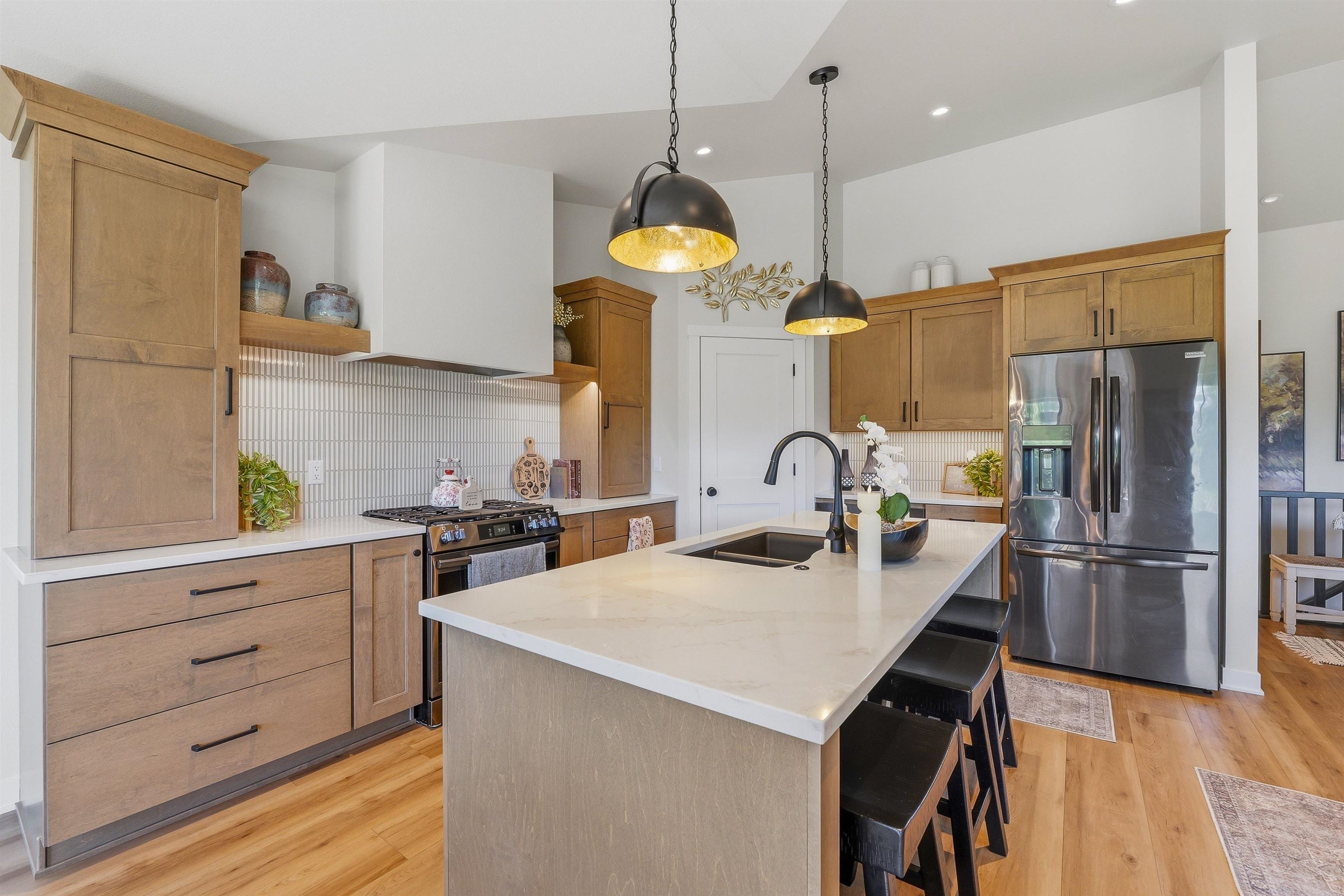 2747 Stonebrook Drive