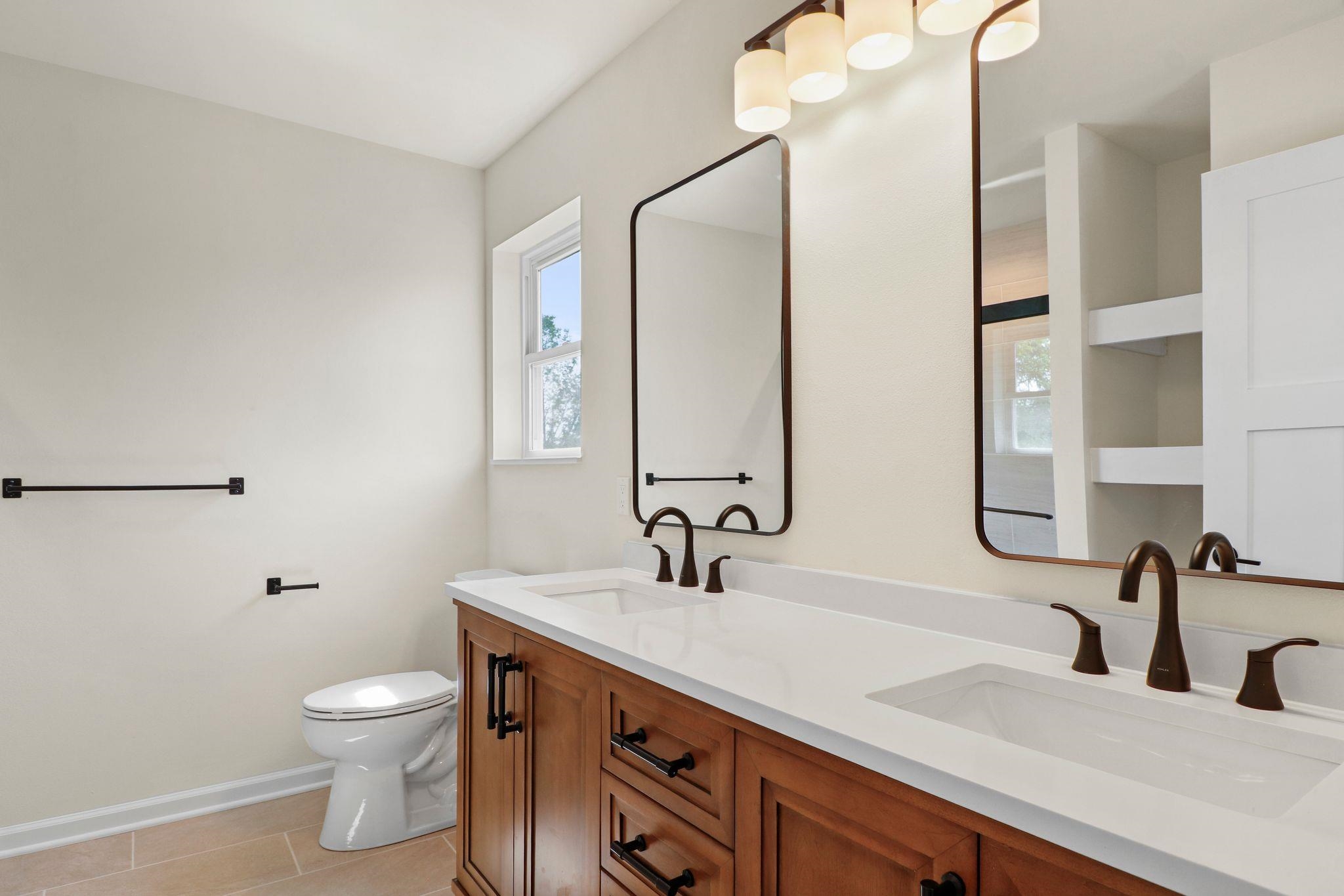 2810 Big Bluestem Parkway