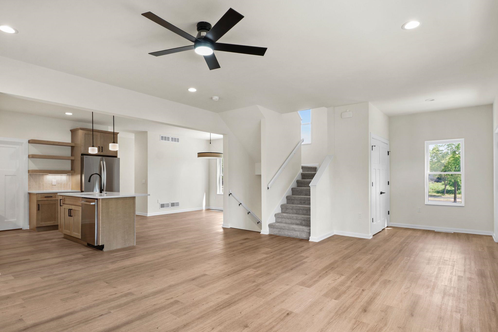 2810 Big Bluestem Parkway