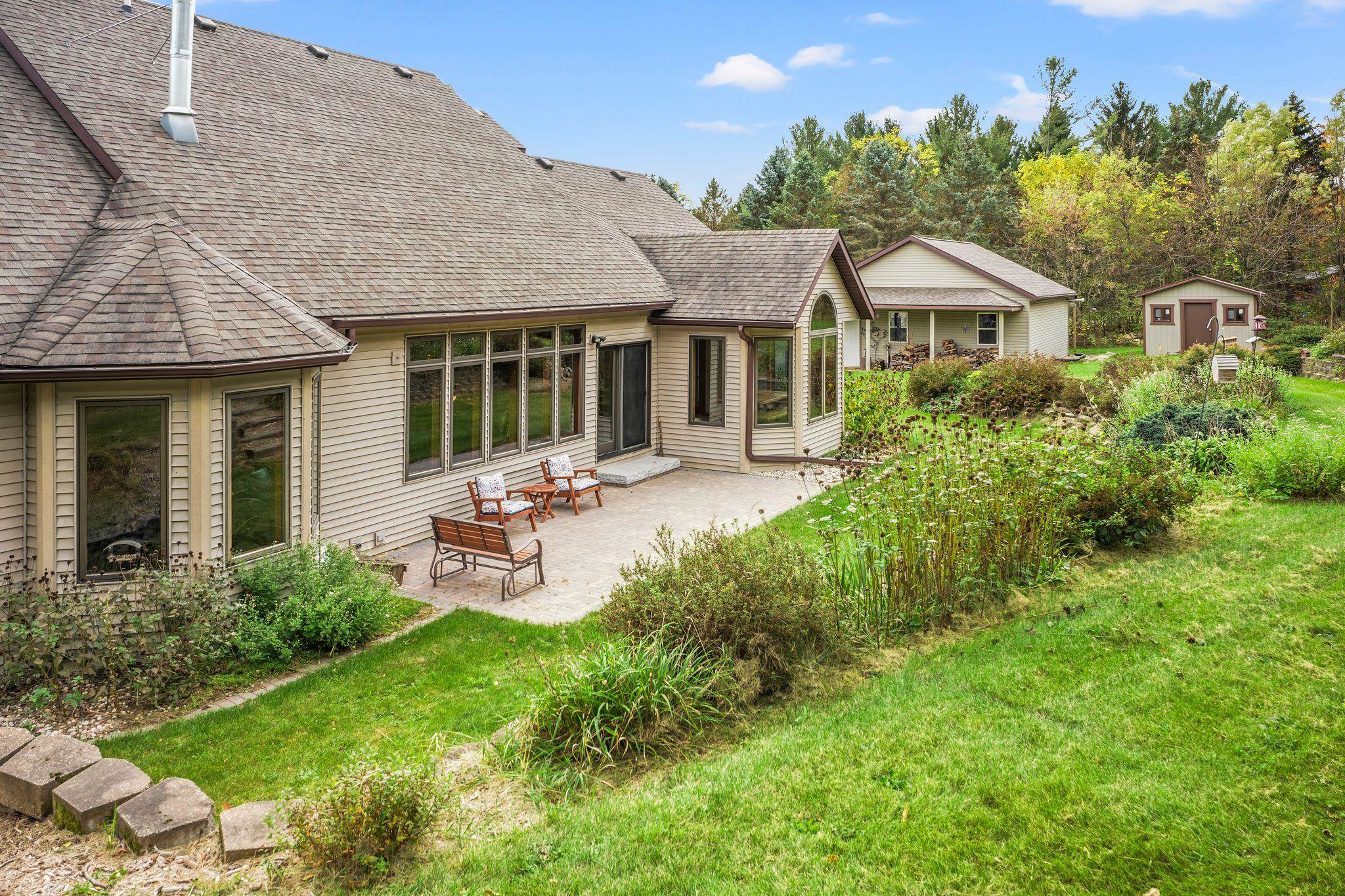 5315 Ridge Road