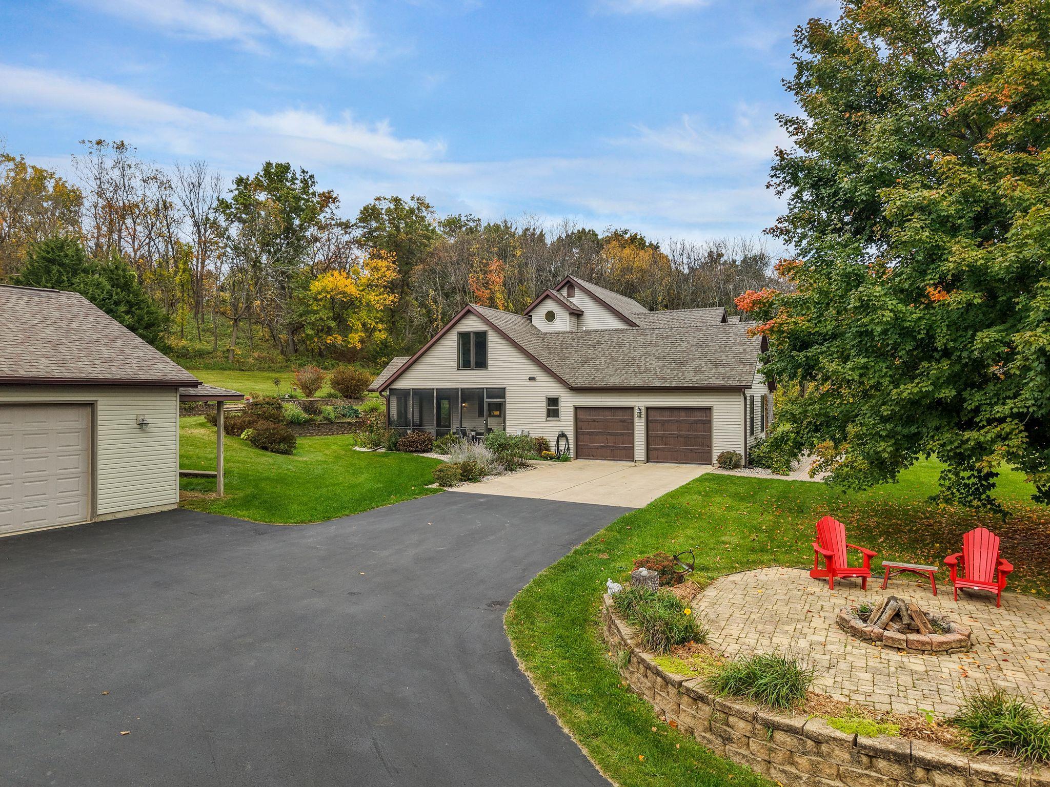 5315 Ridge Road