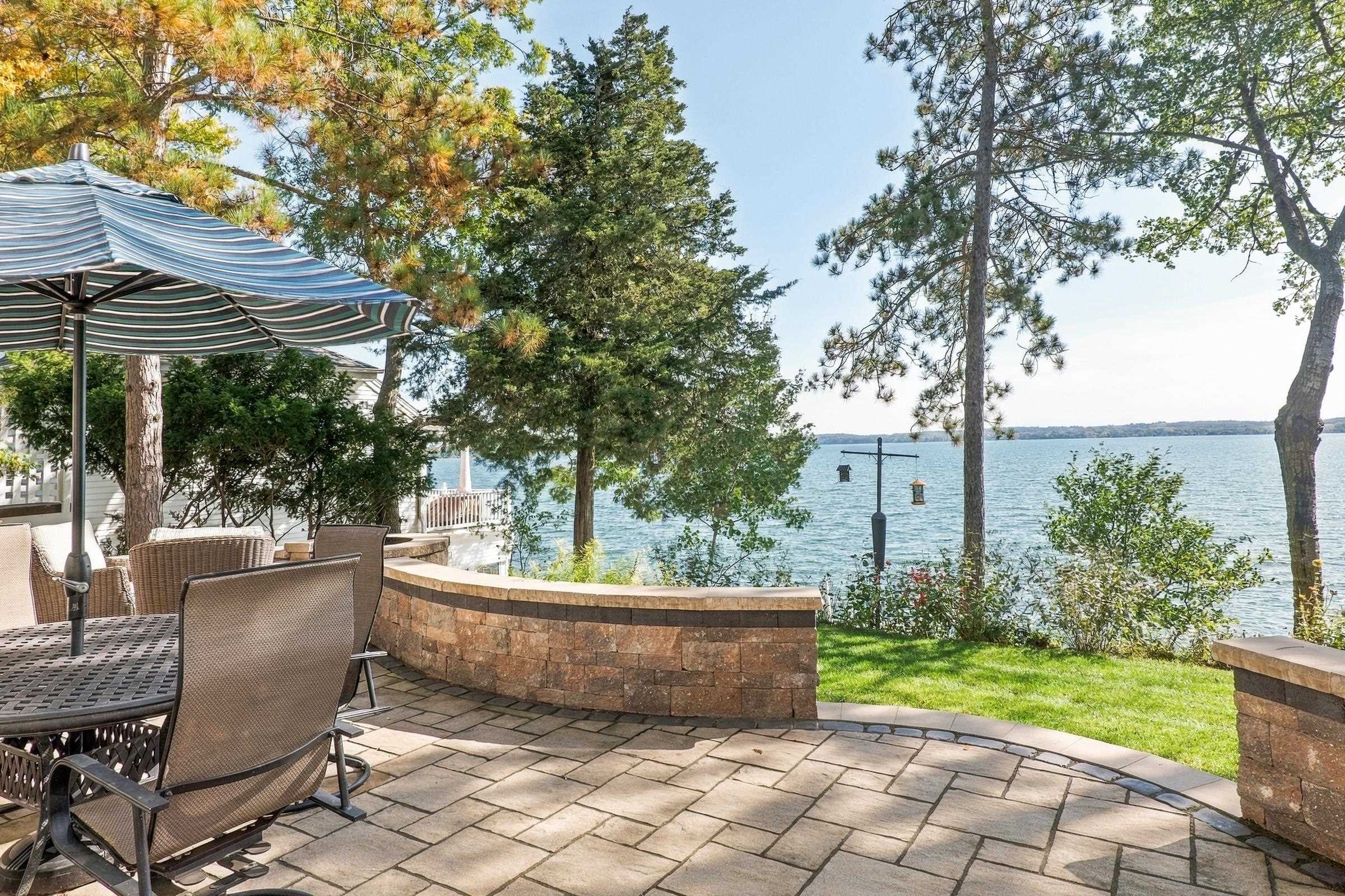 N4756 N Lakeshore Drive
