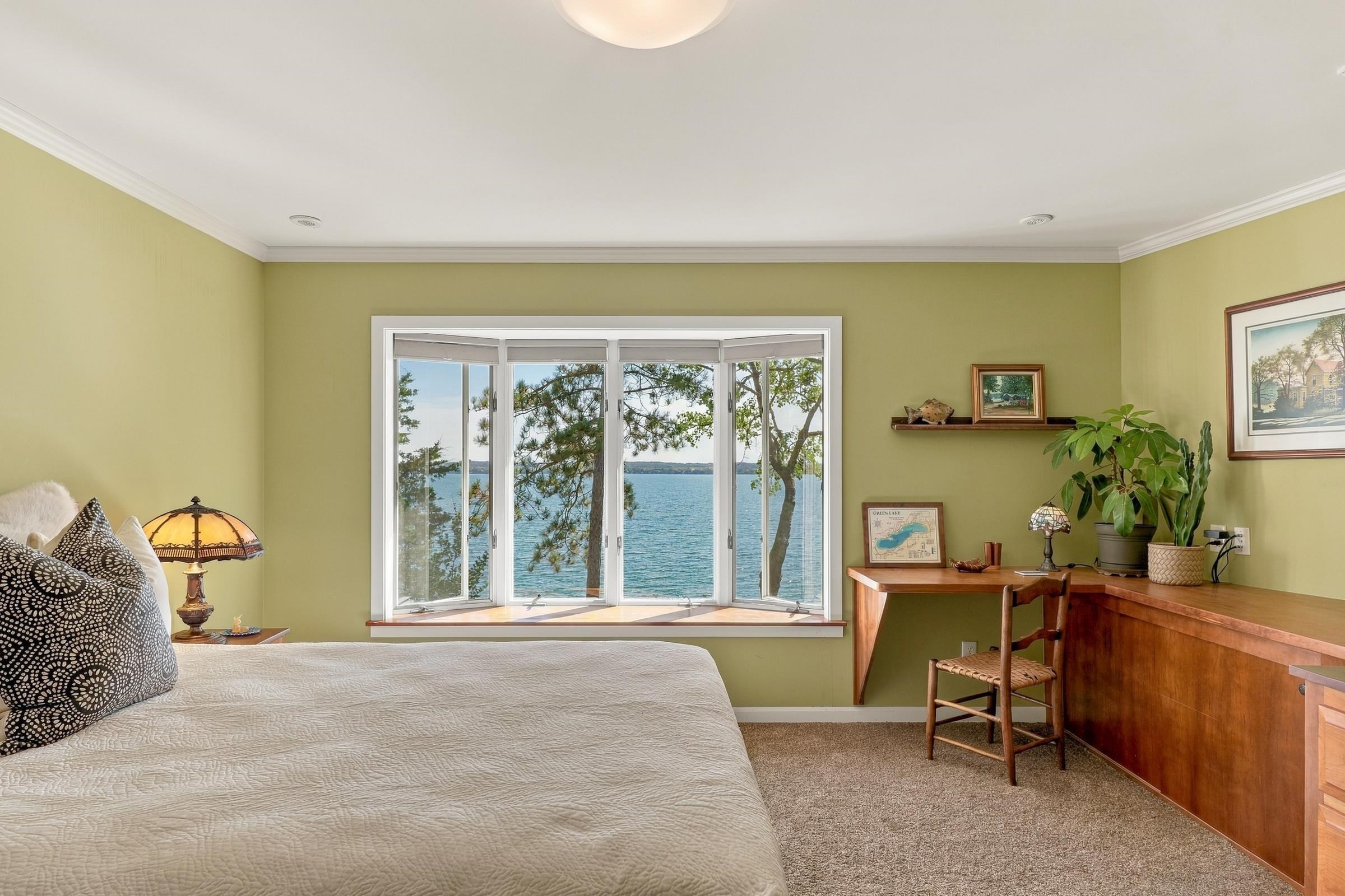 N4756 N Lakeshore Drive