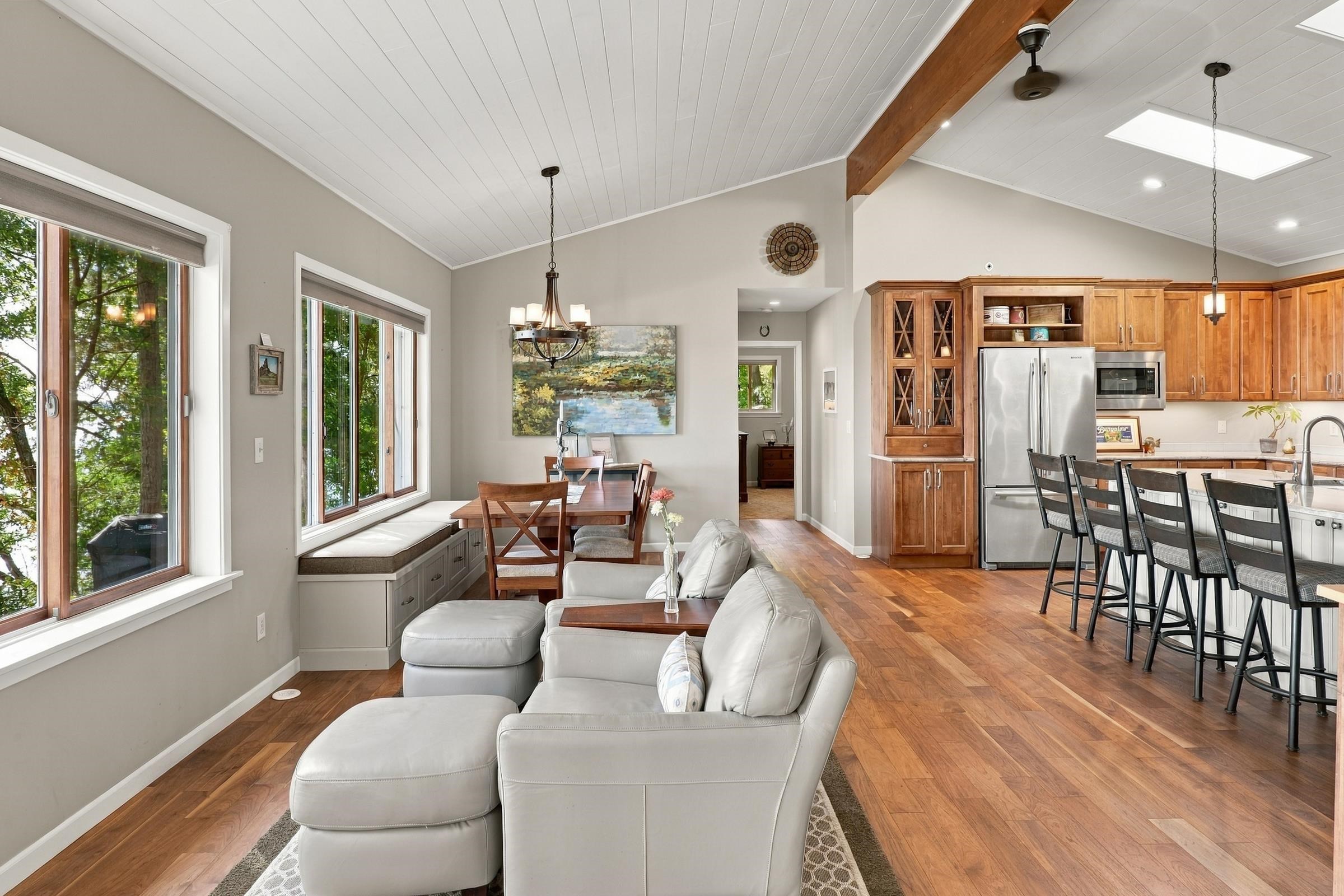 N4756 N Lakeshore Drive