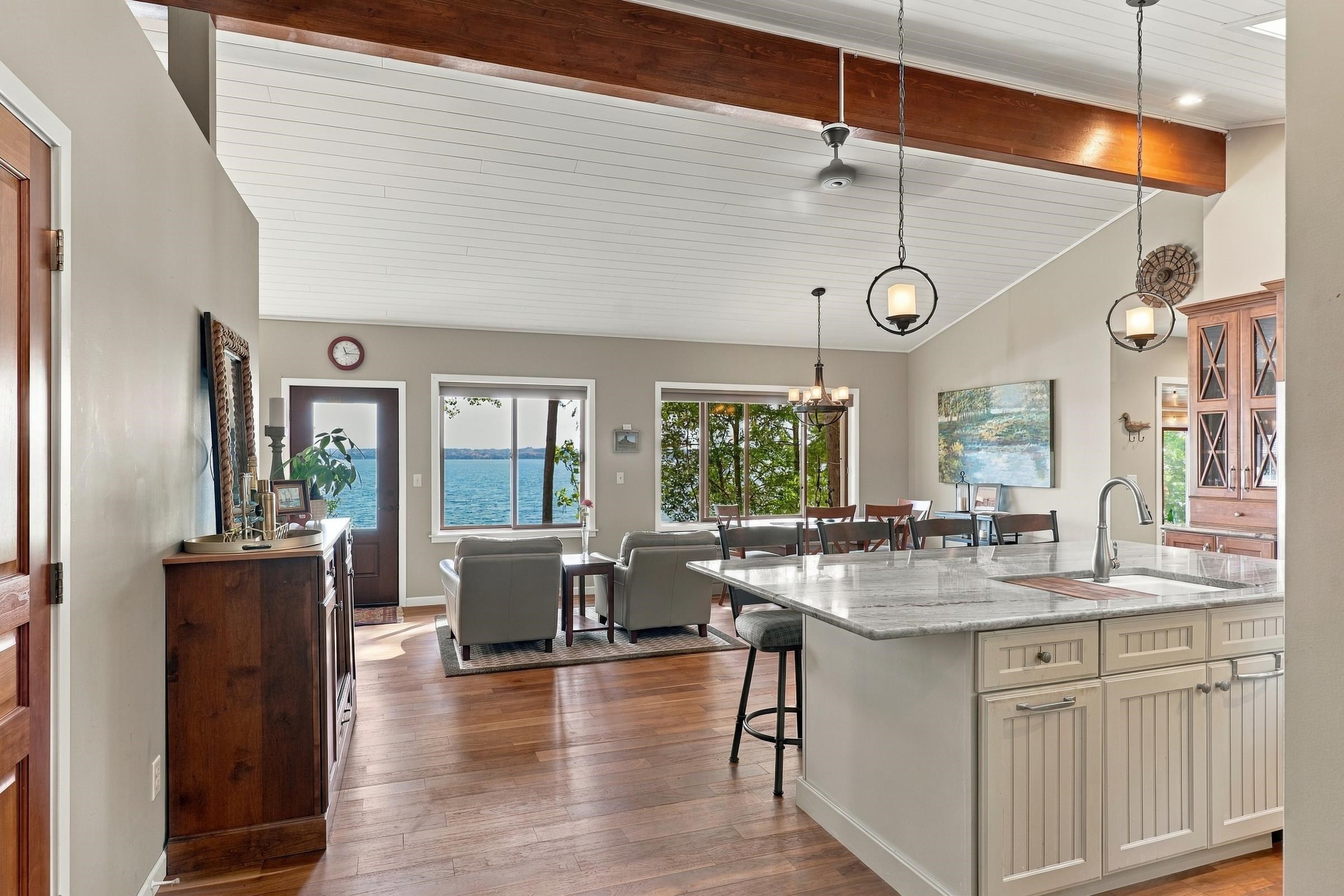 N4756 N Lakeshore Drive