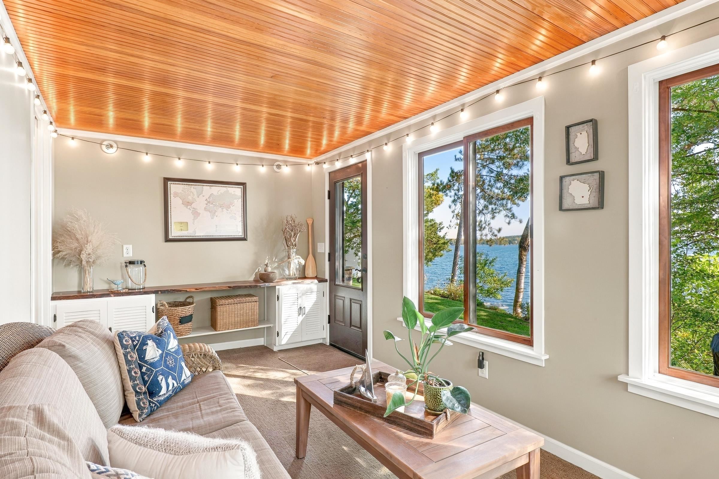 N4756 N Lakeshore Drive