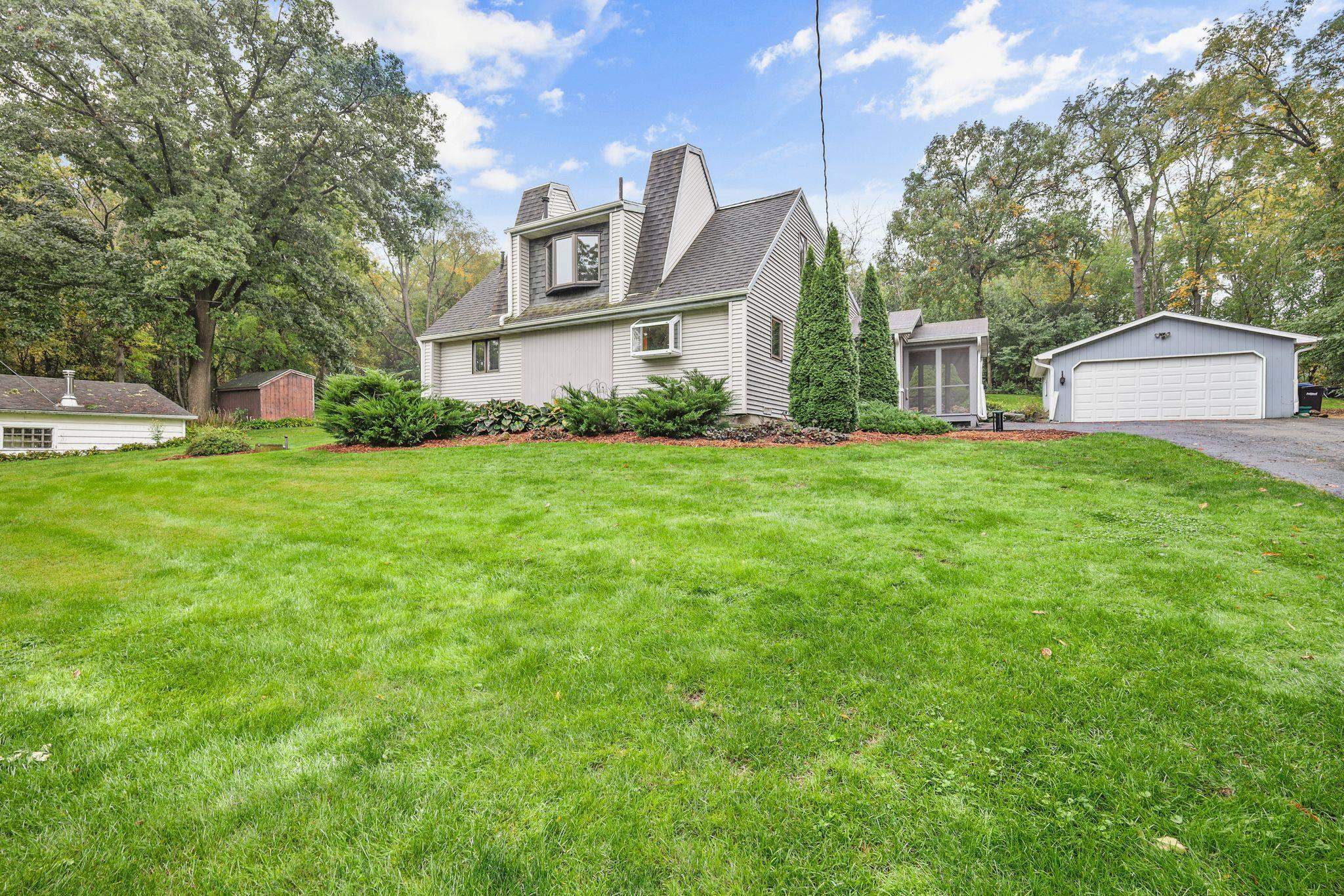 3287 Brooklyn Drive