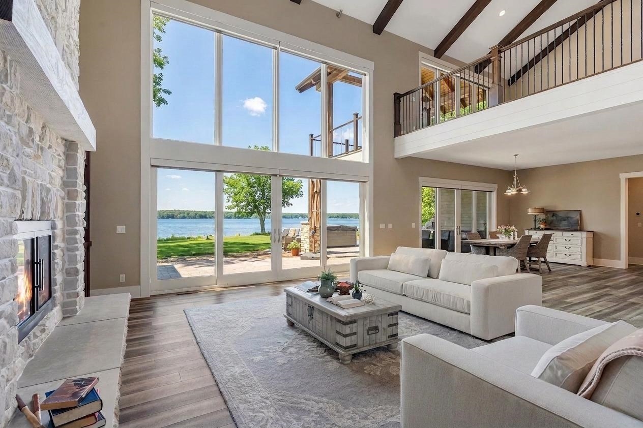 3765 BAY SHORE Drive