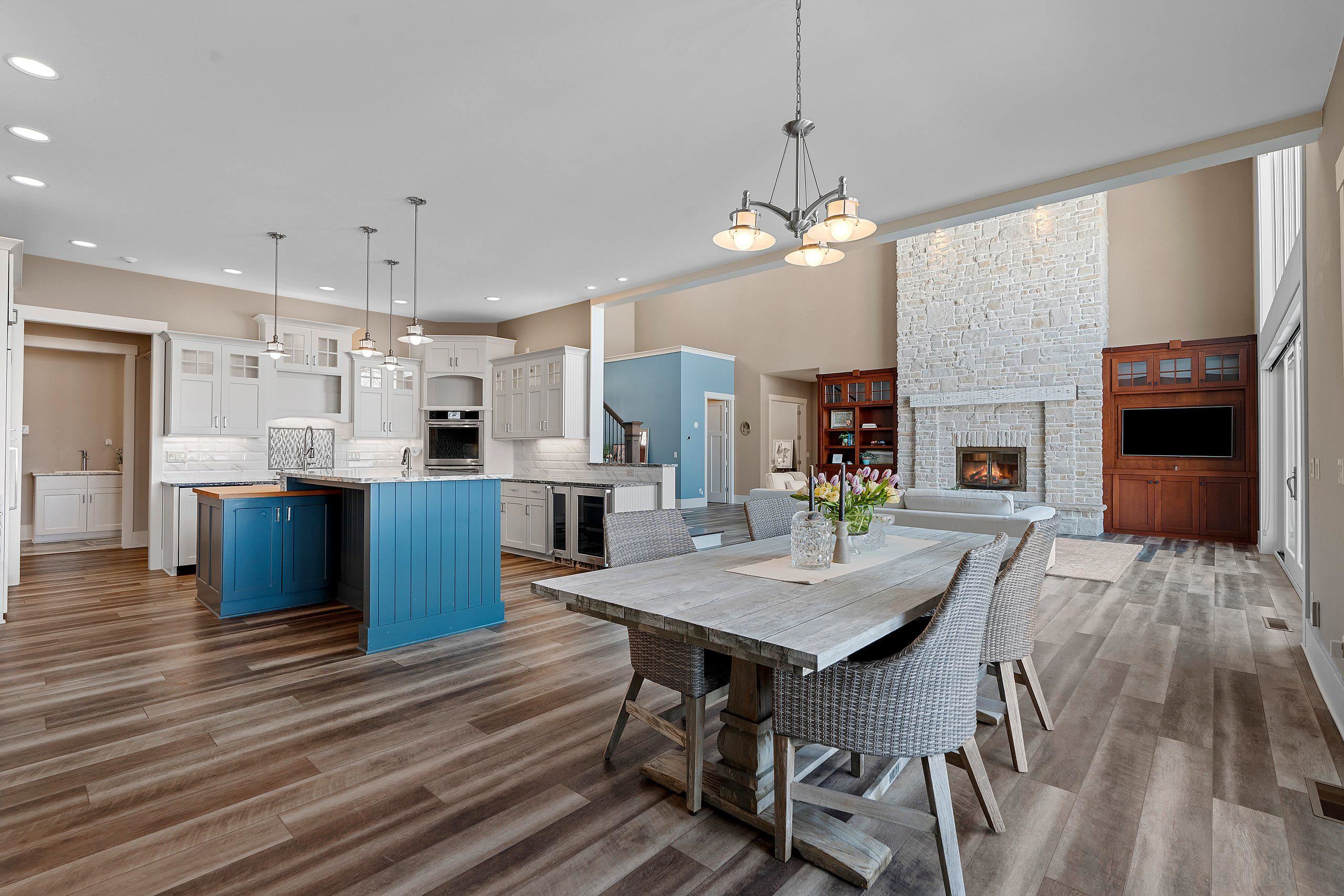 3765 BAY SHORE Drive