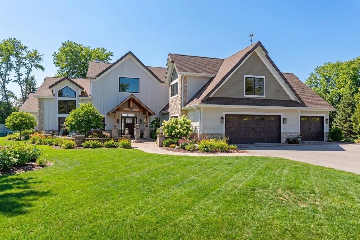 3765 BAY SHORE Drive