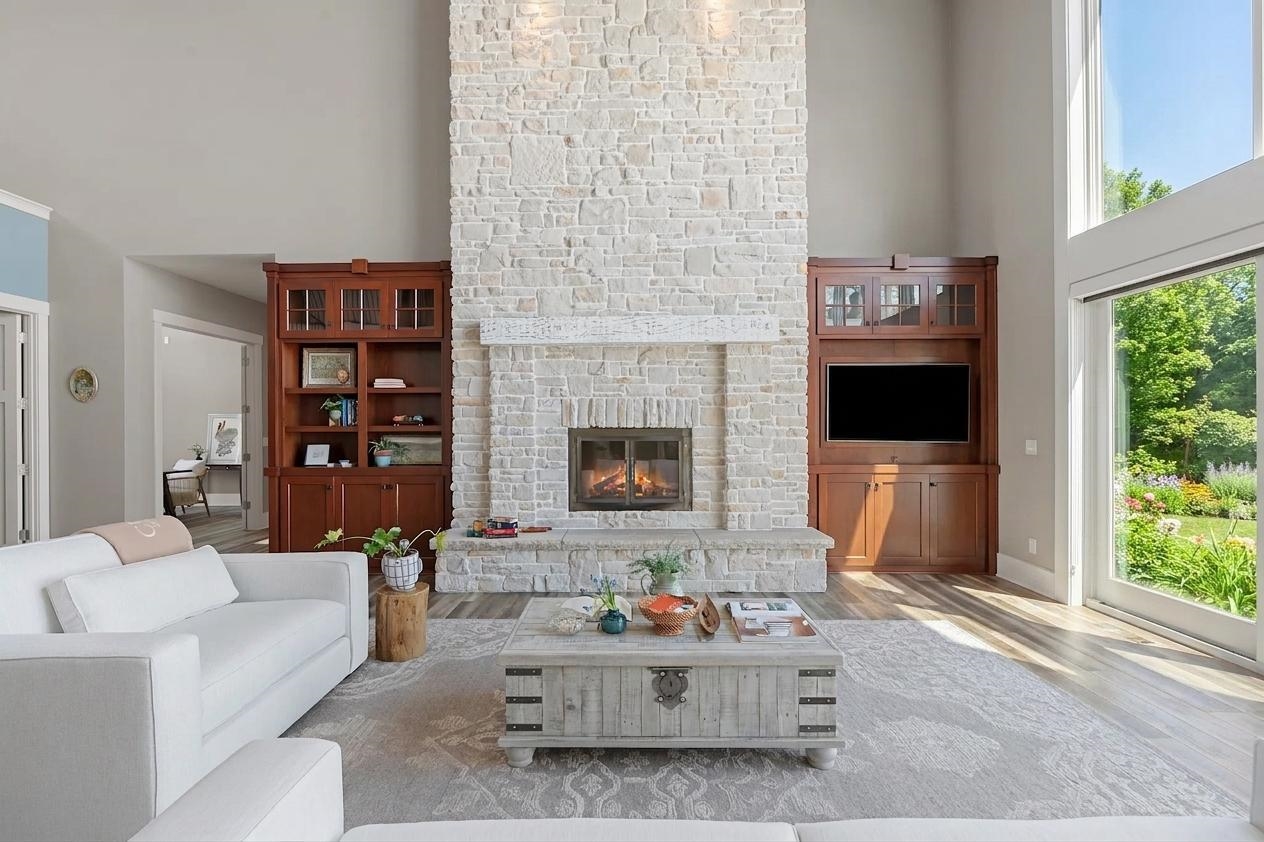 3765 BAY SHORE Drive