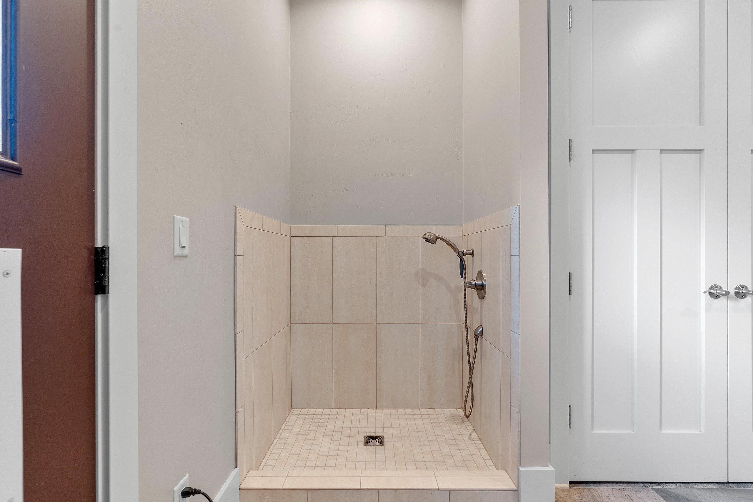 3765 BAY SHORE Drive