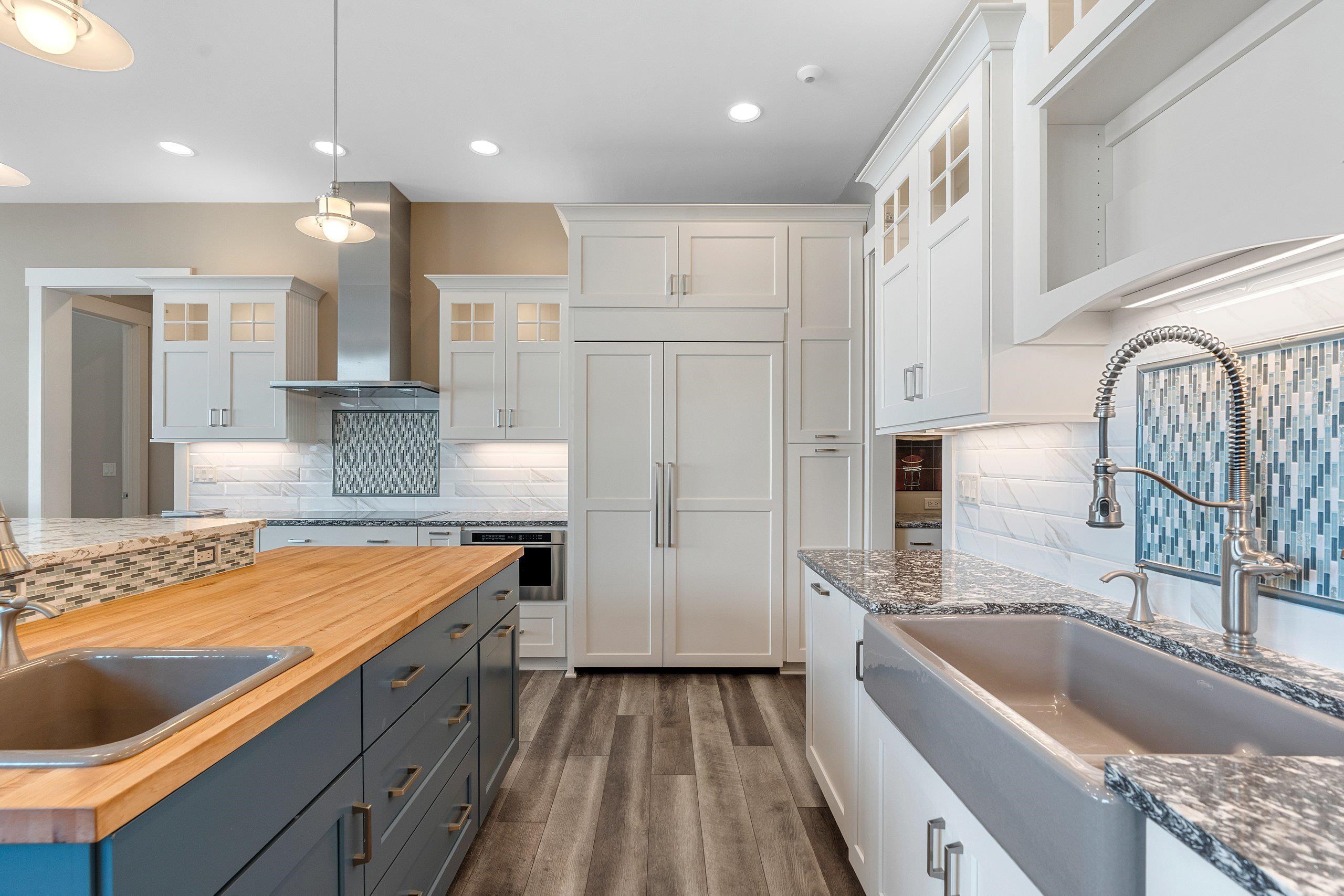 3765 BAY SHORE Drive