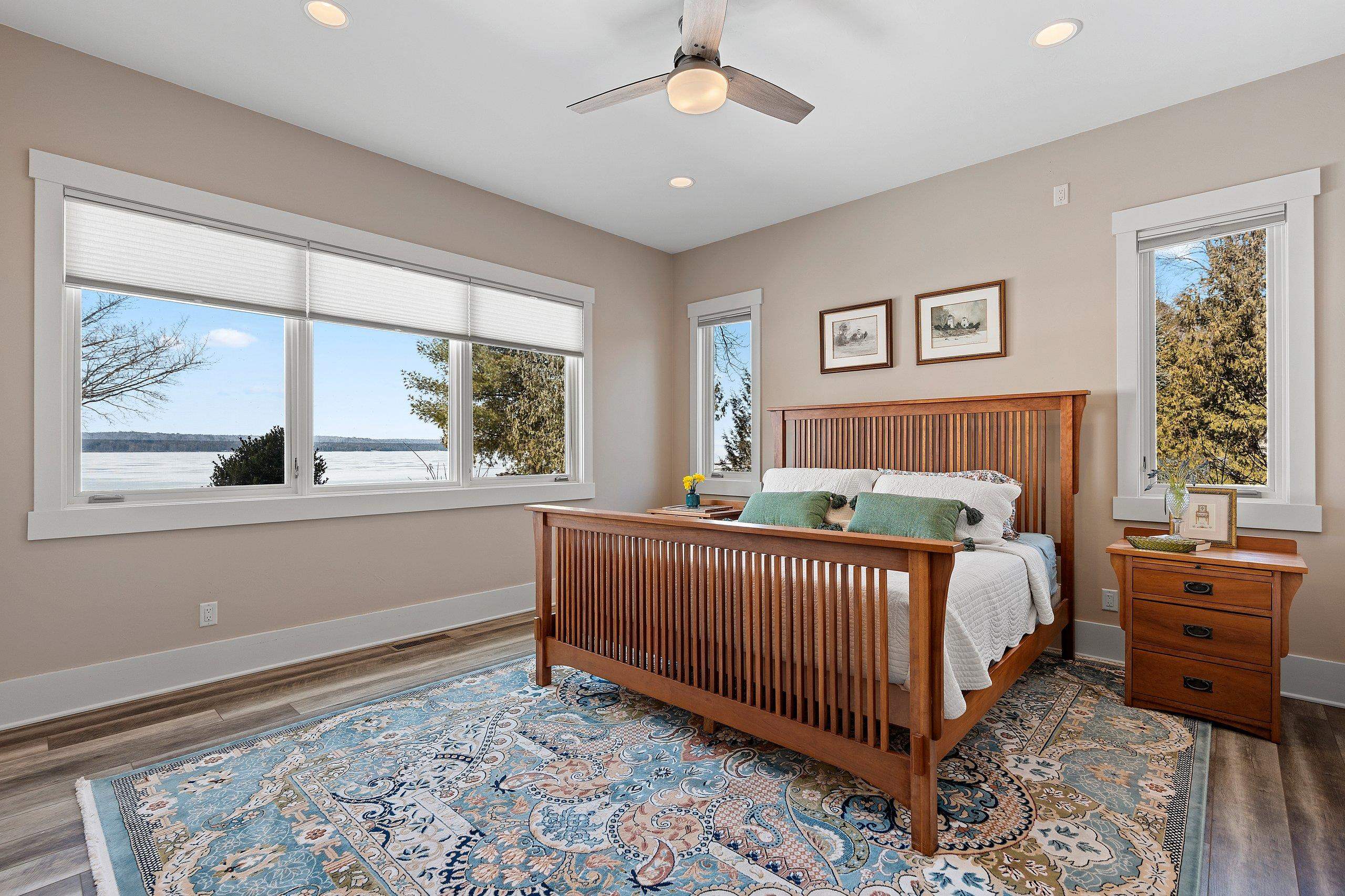 3765 BAY SHORE Drive