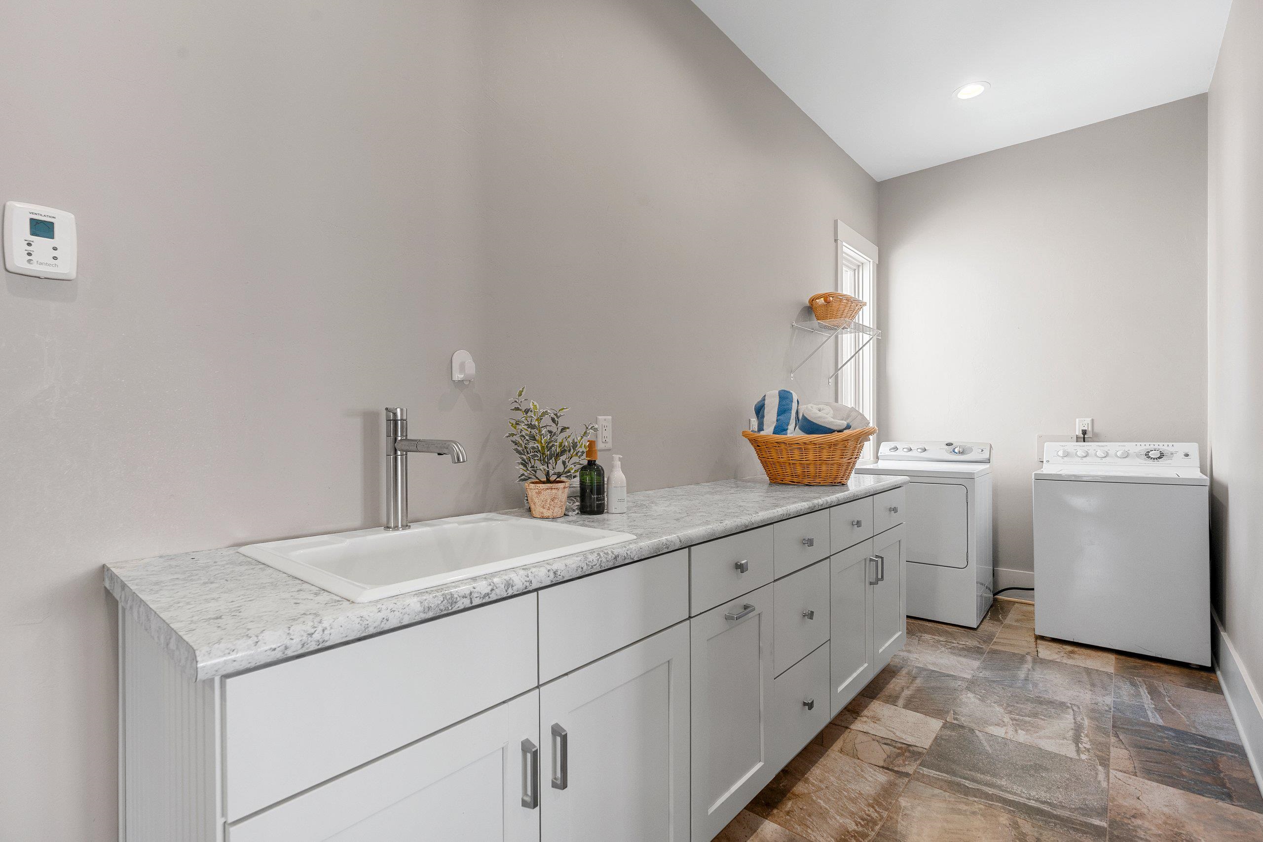 3765 BAY SHORE Drive