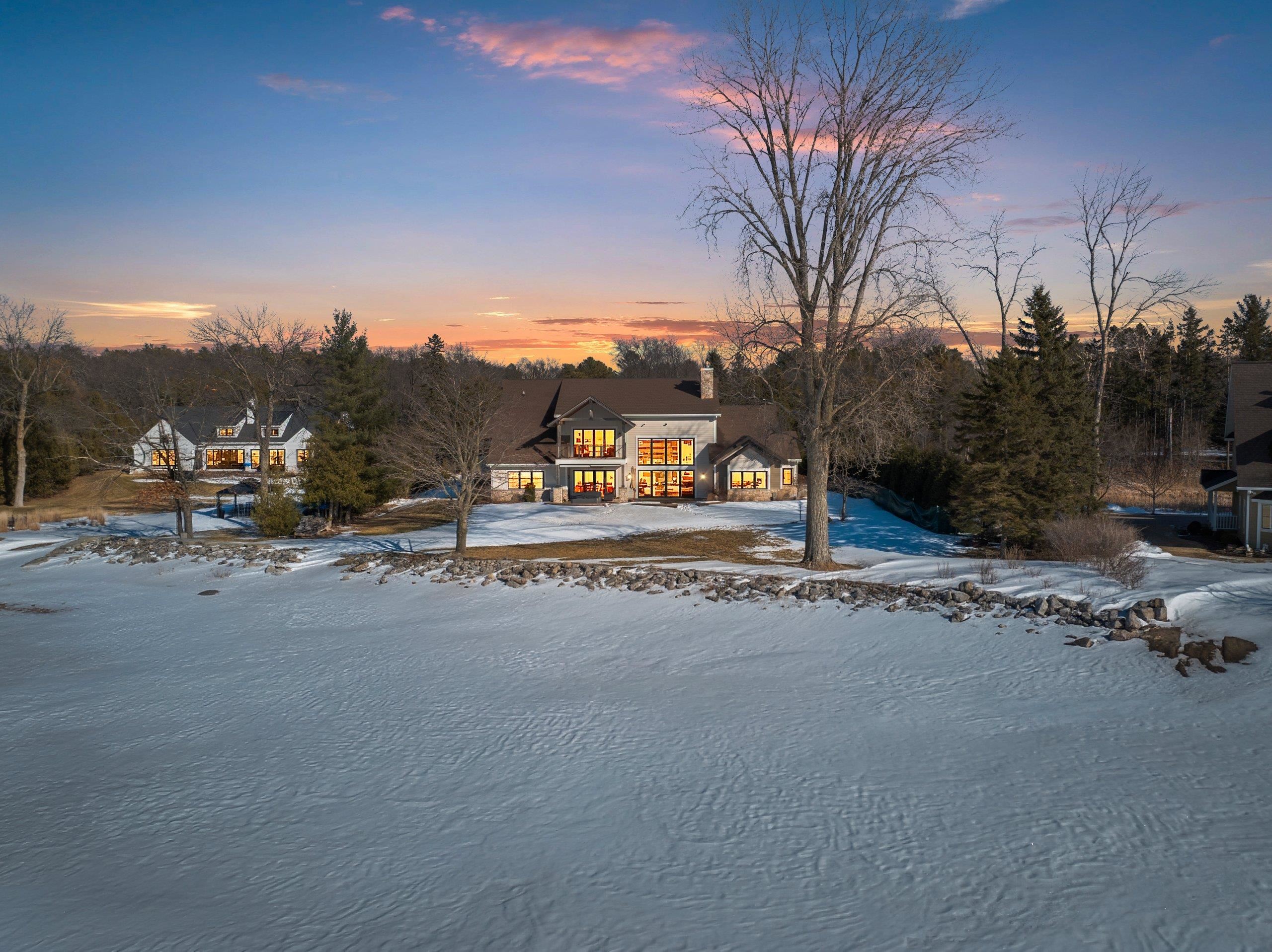 3765 BAY SHORE Drive