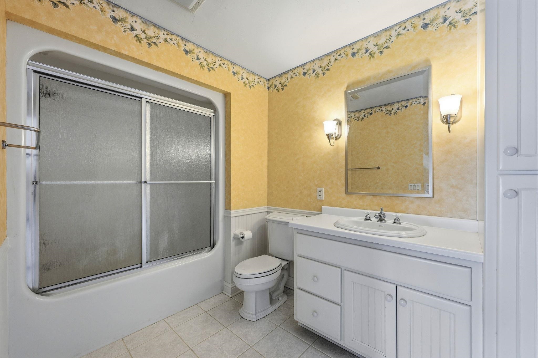 6121 SANDY Cove