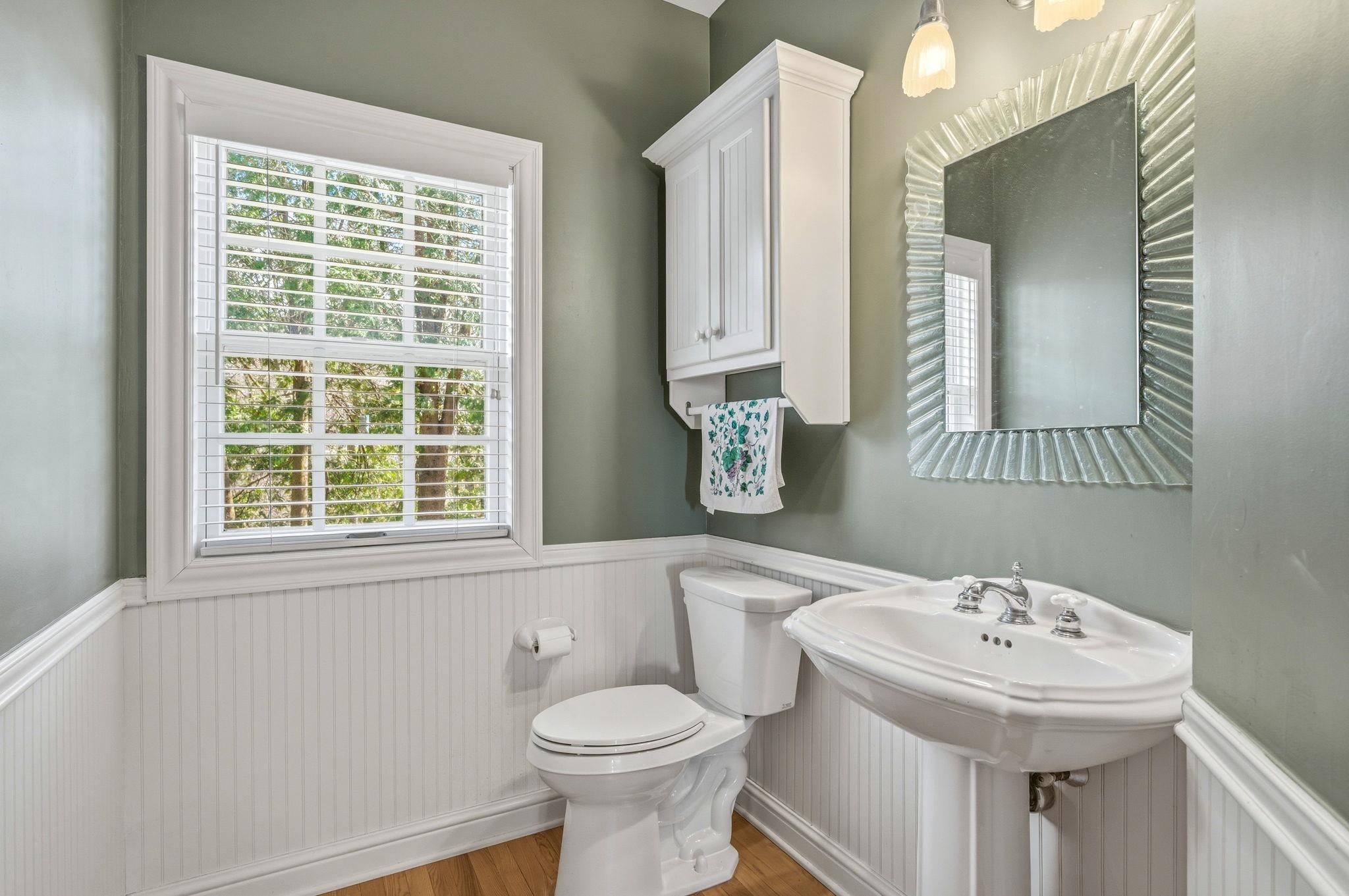 6121 SANDY Cove