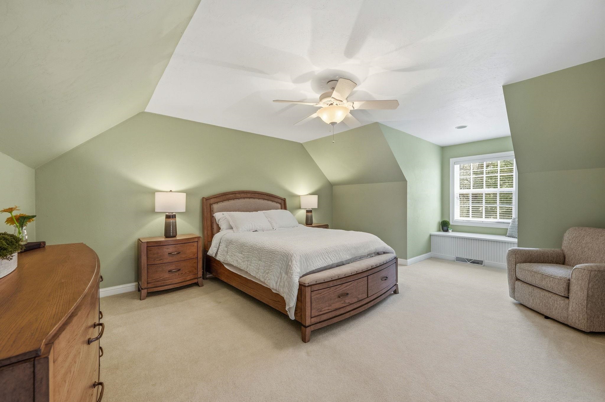 6121 SANDY Cove