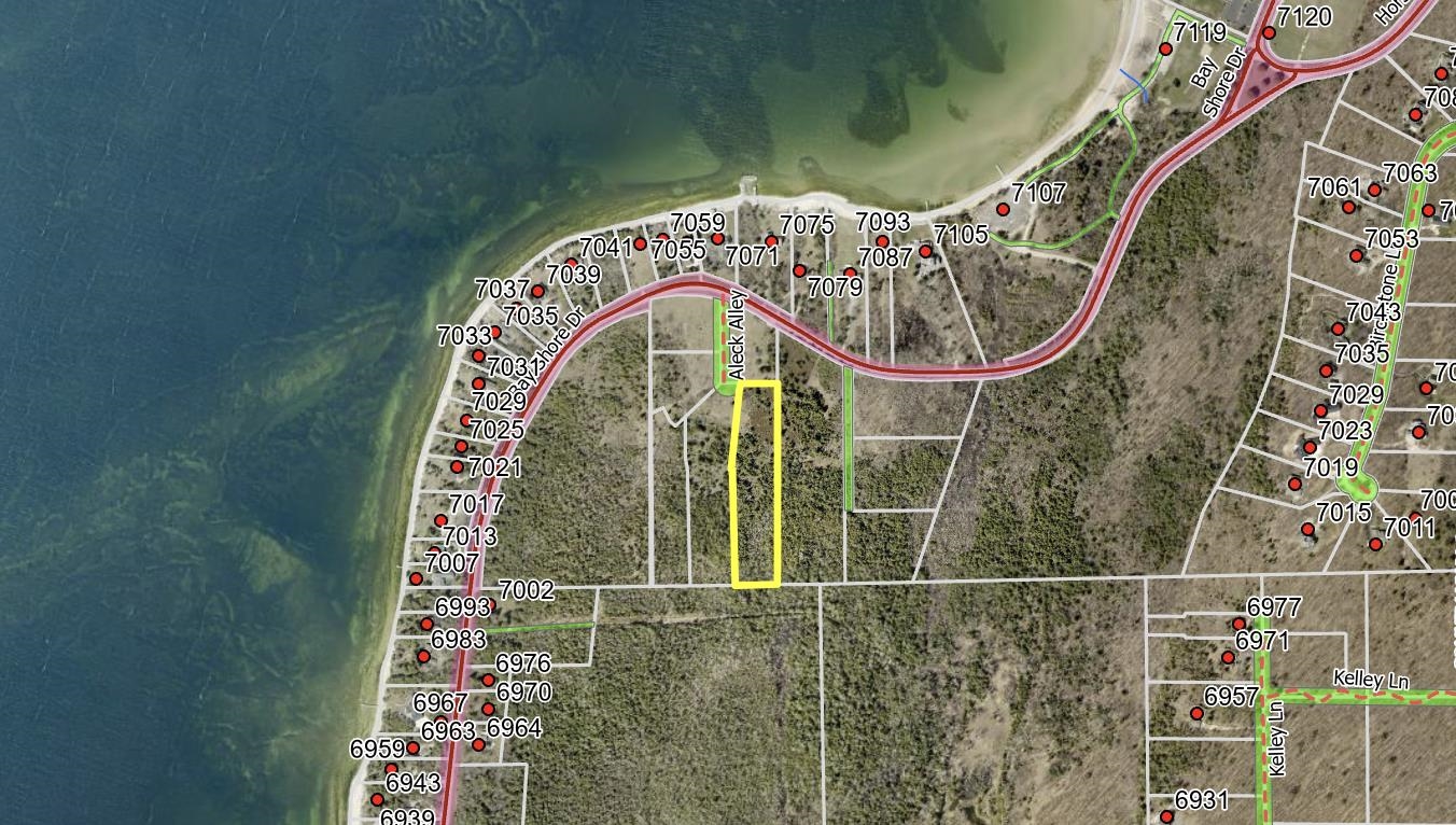 BAY SHORE Drive Unit: 3