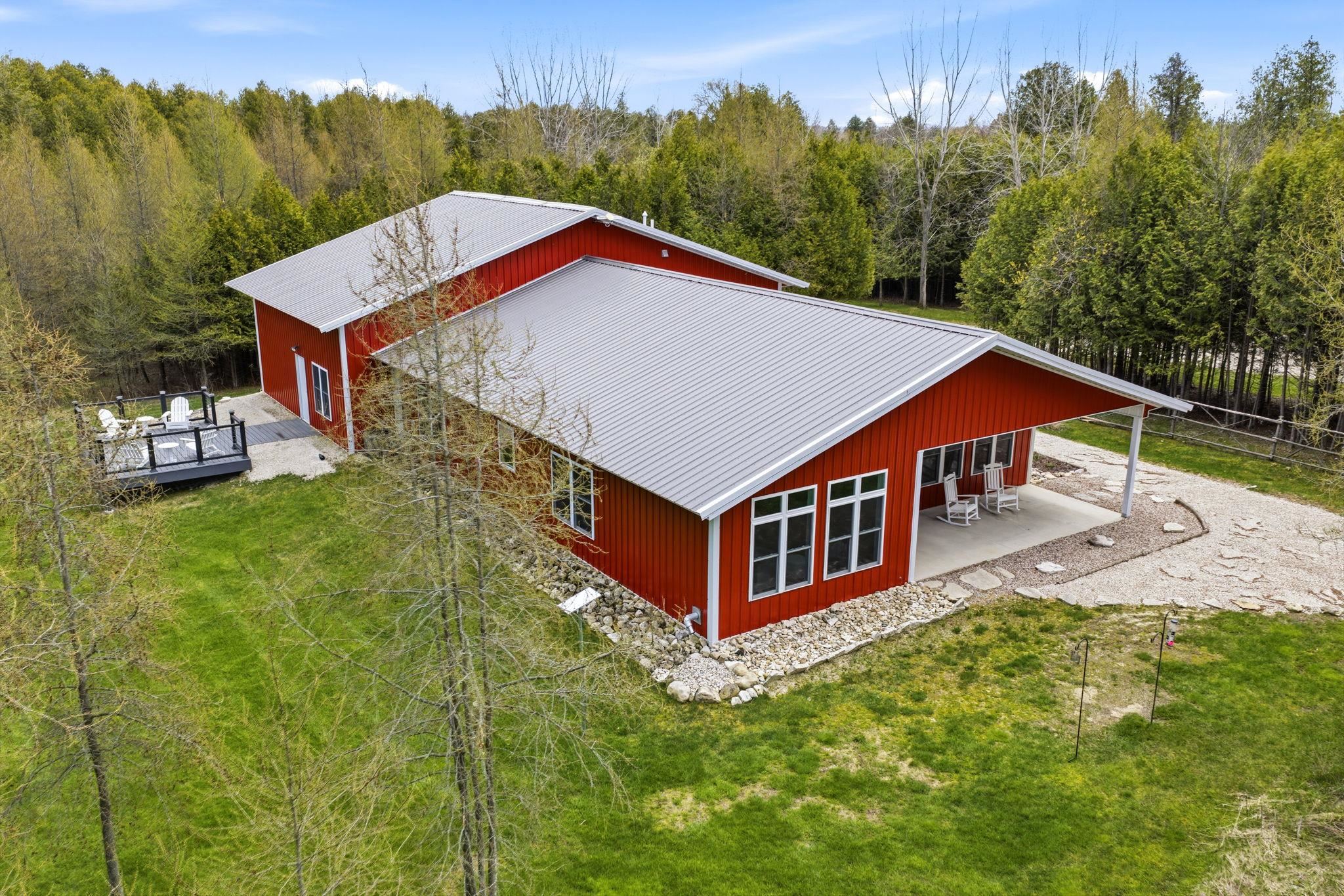 704 N FOREST Drive