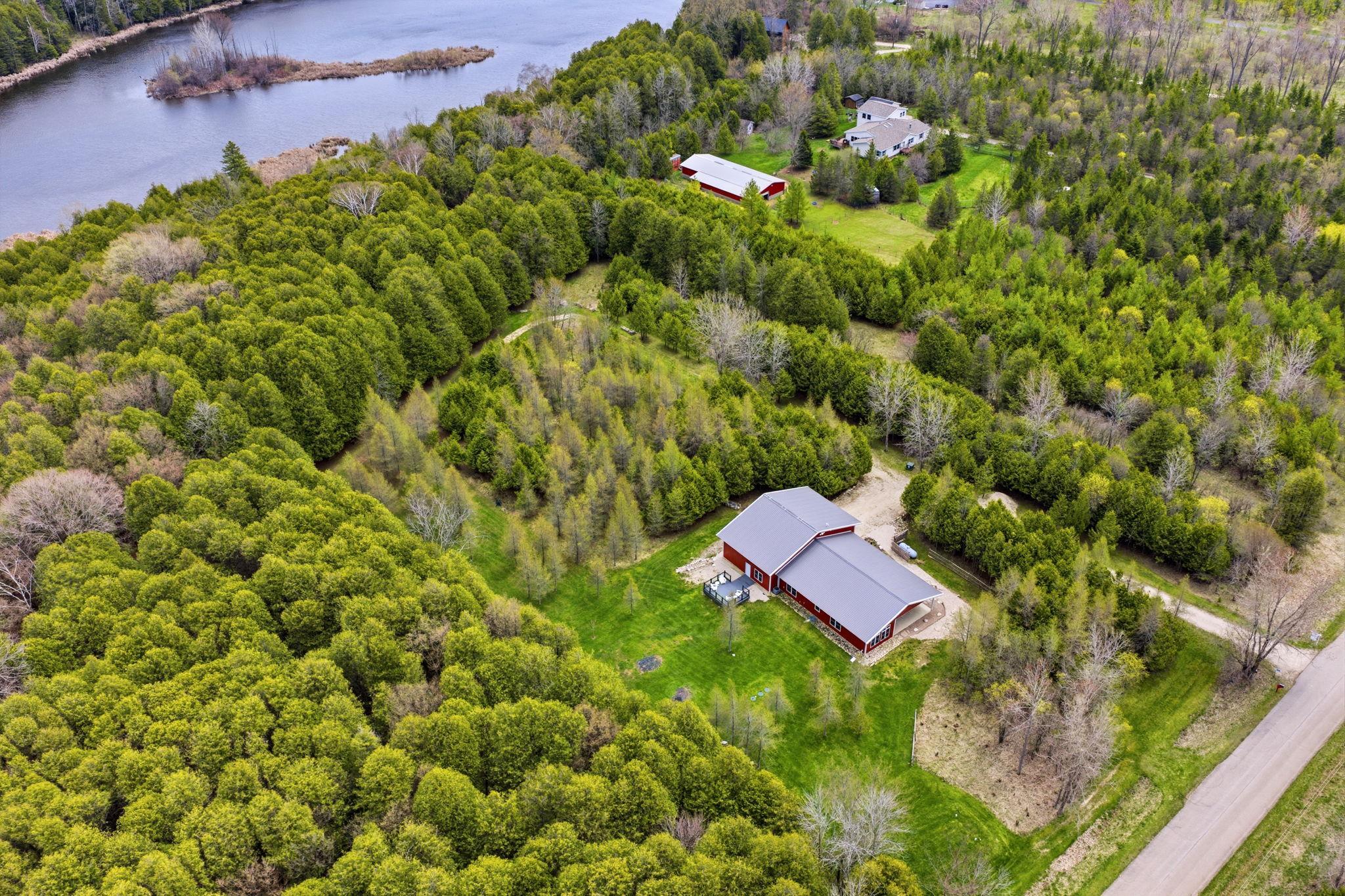 704 N FOREST Drive