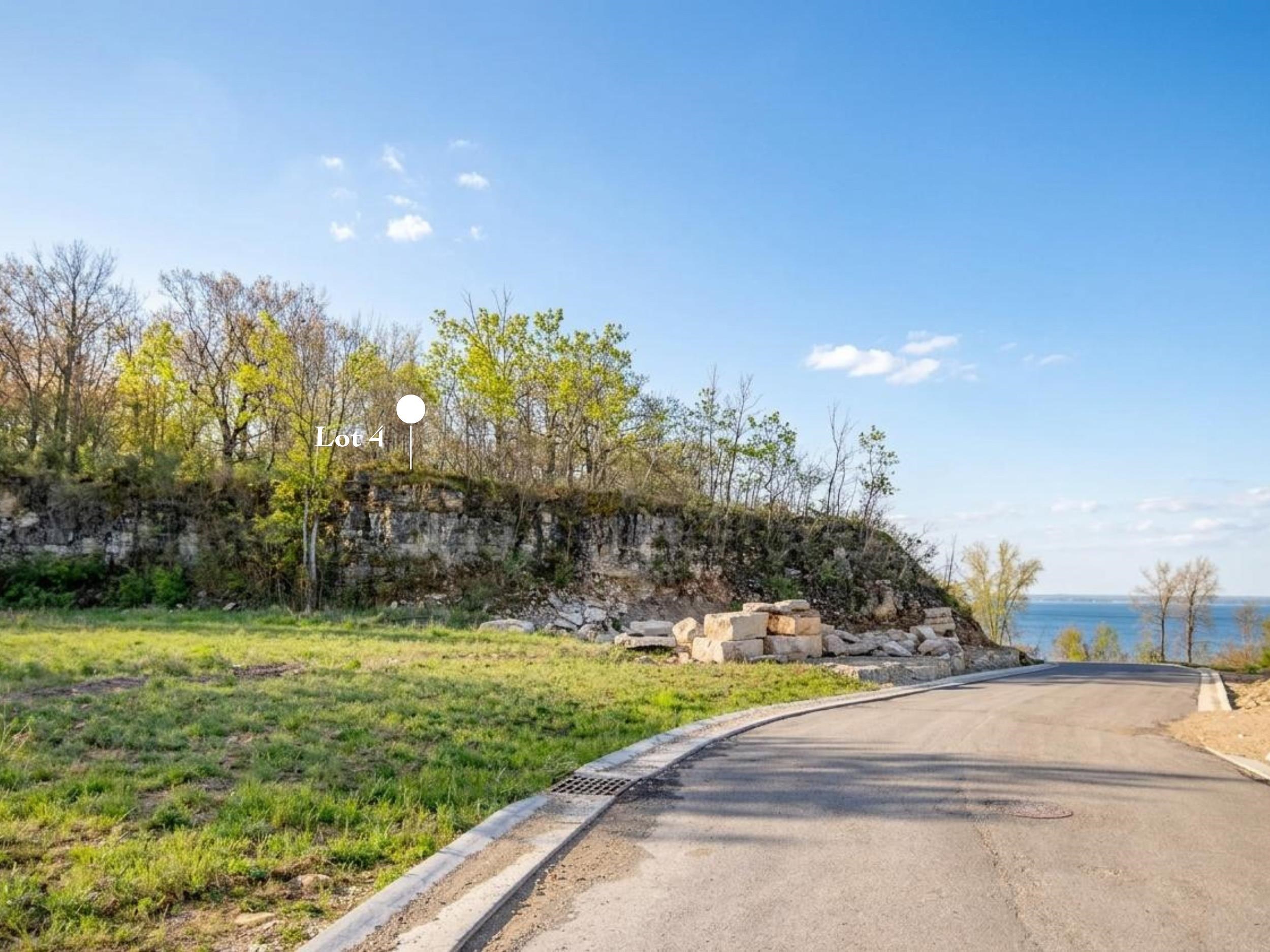BAY SHORE HEIGHTS Drive Unit: 4