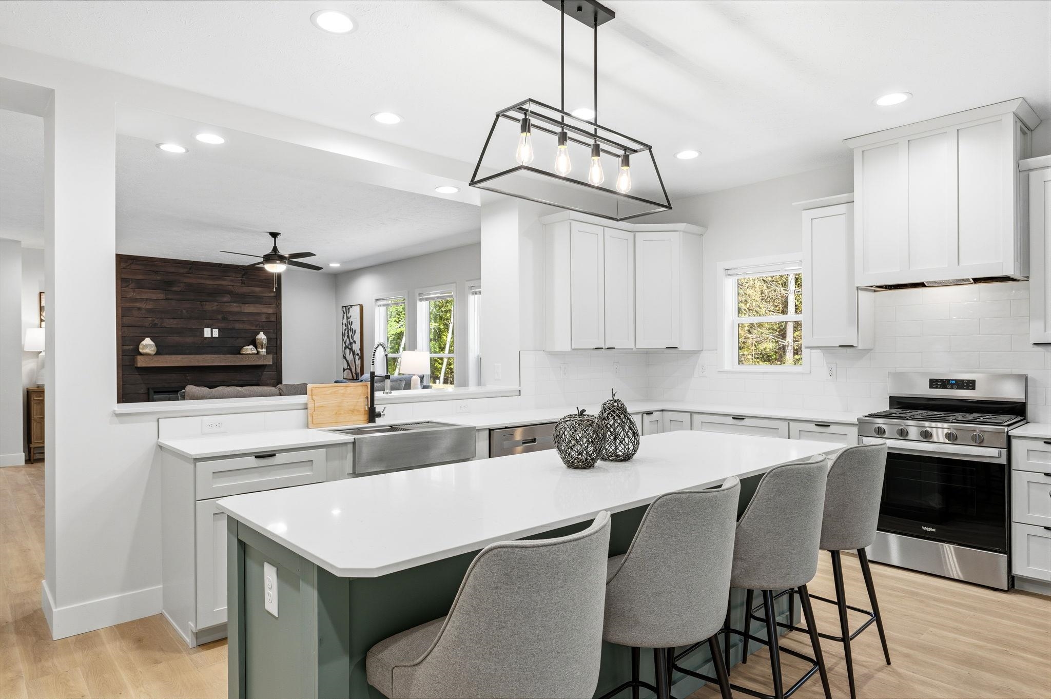 3091 FAIRVIEW Road