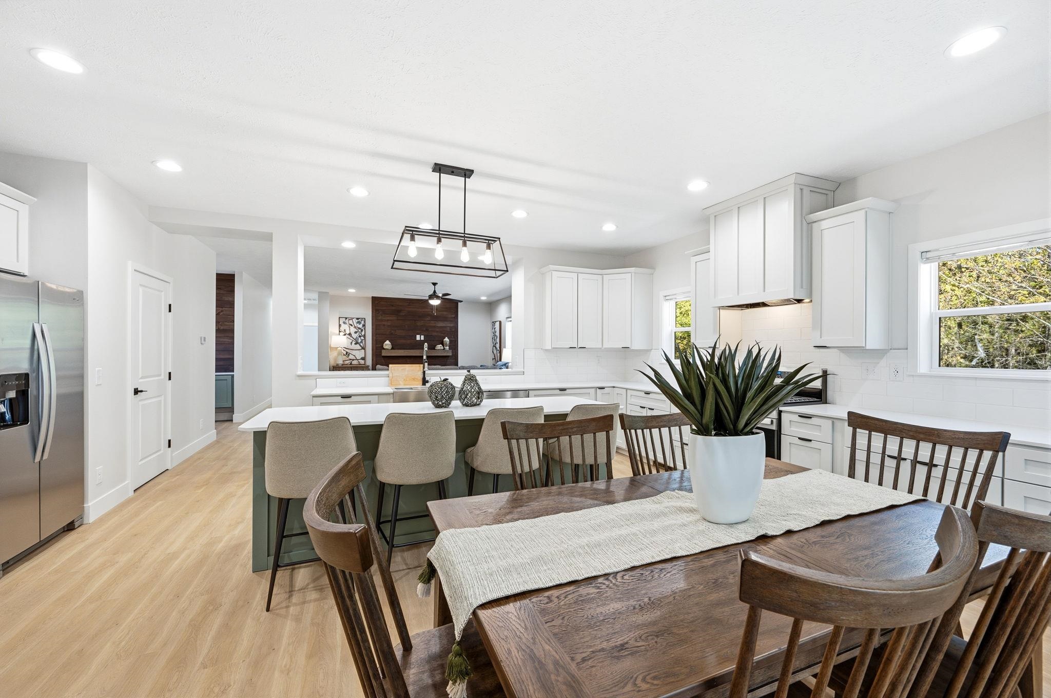 3091 FAIRVIEW Road