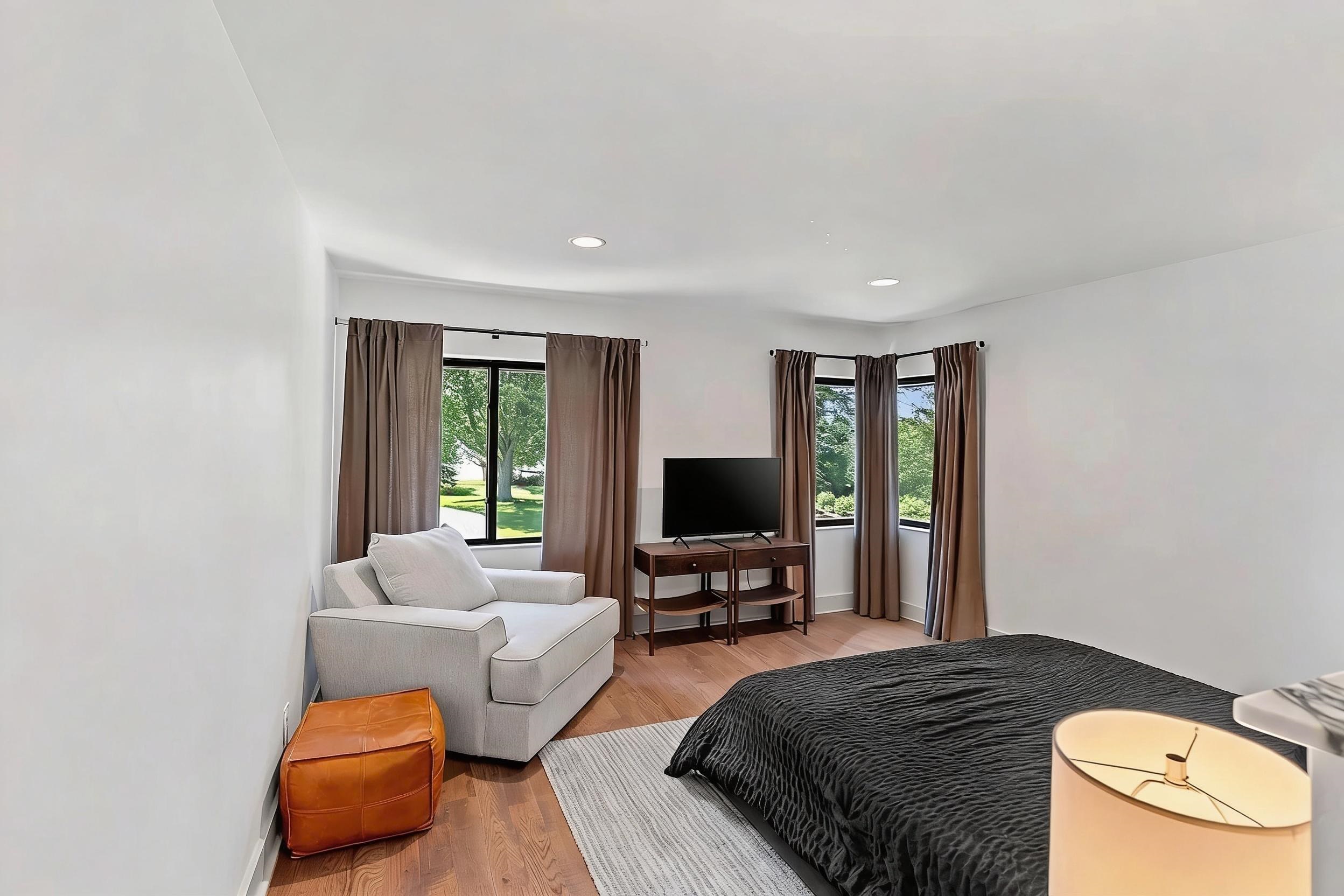 55 UTOPIA Circle