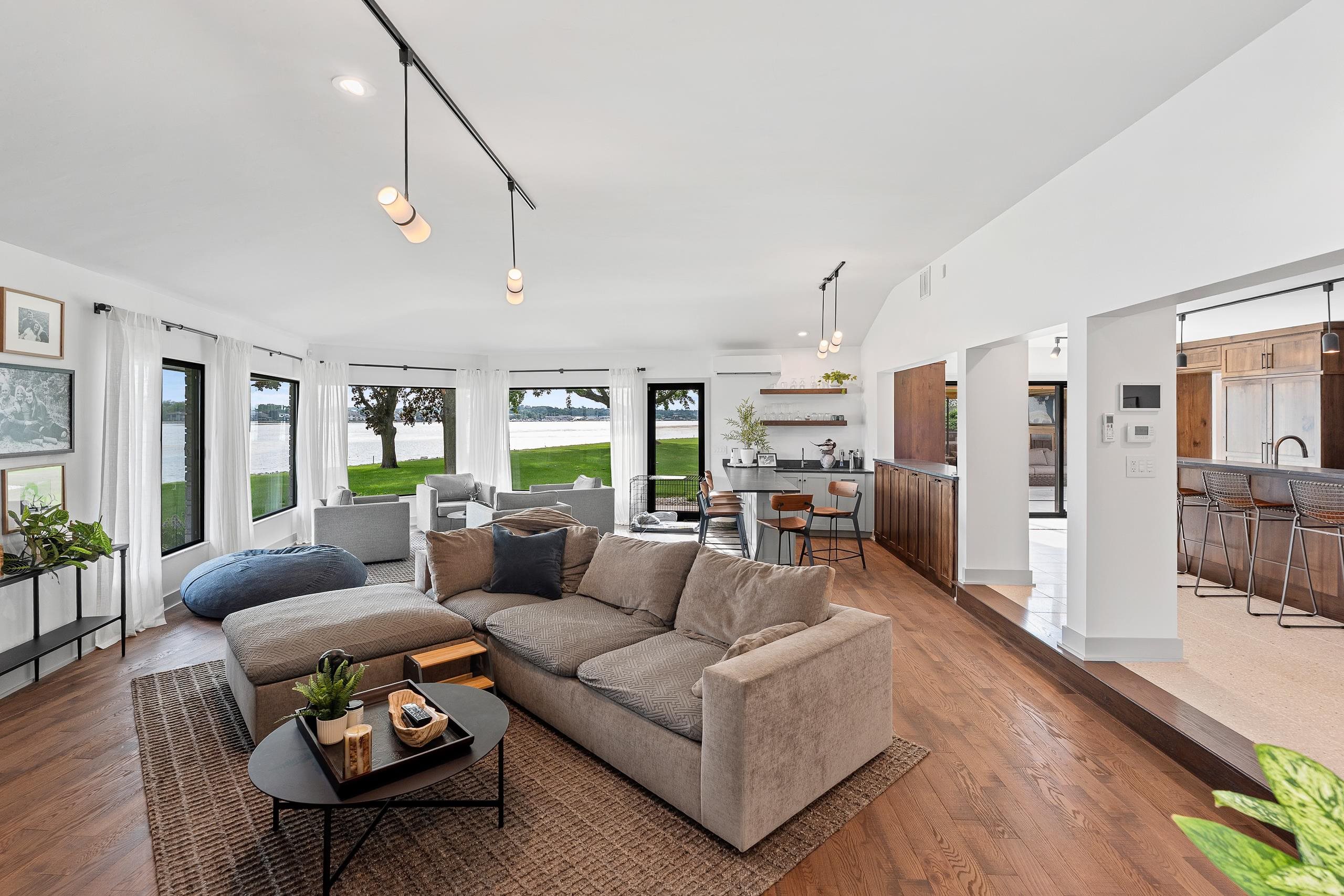 55 UTOPIA Circle
