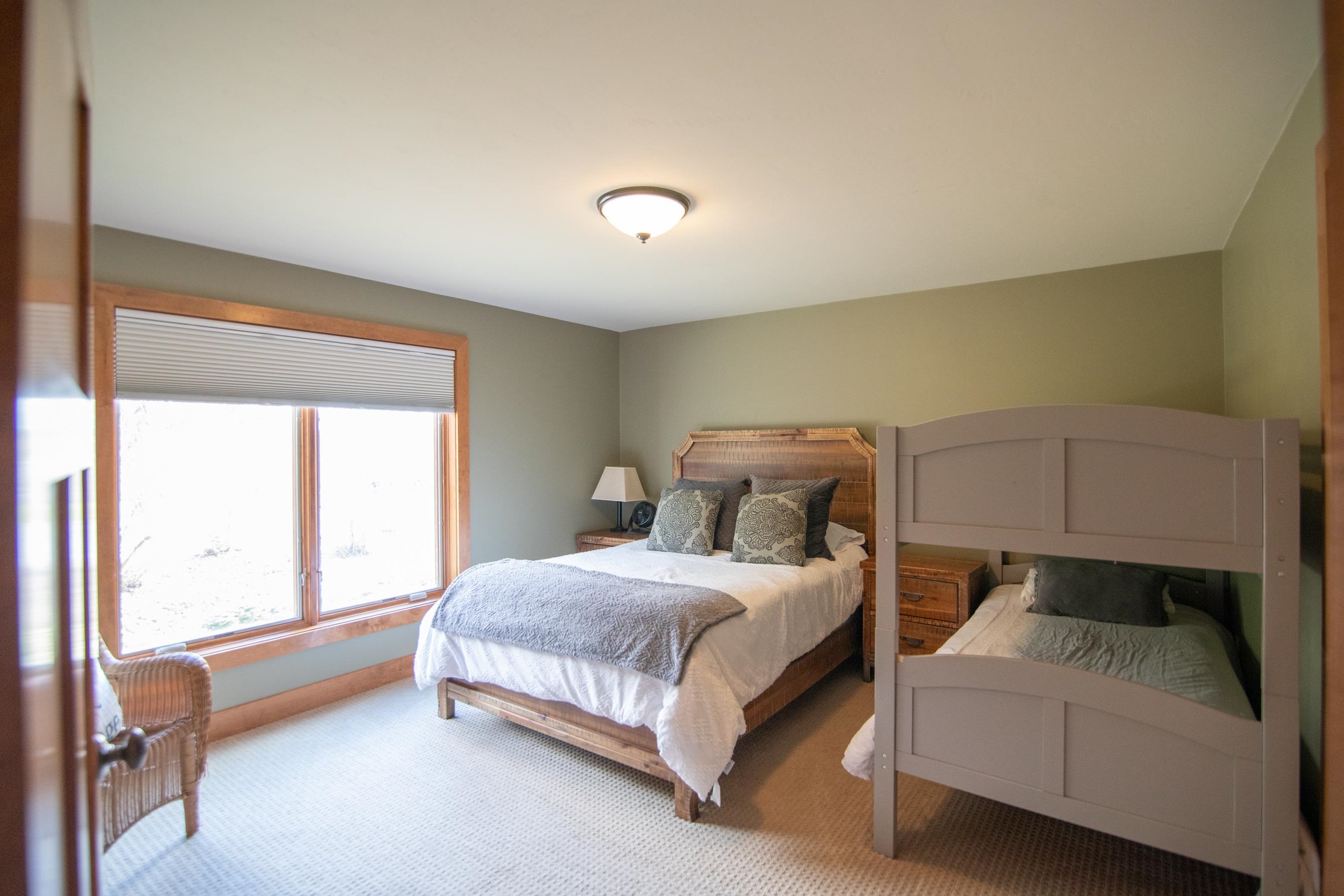 4155 BLUFF Lane Unit: 103