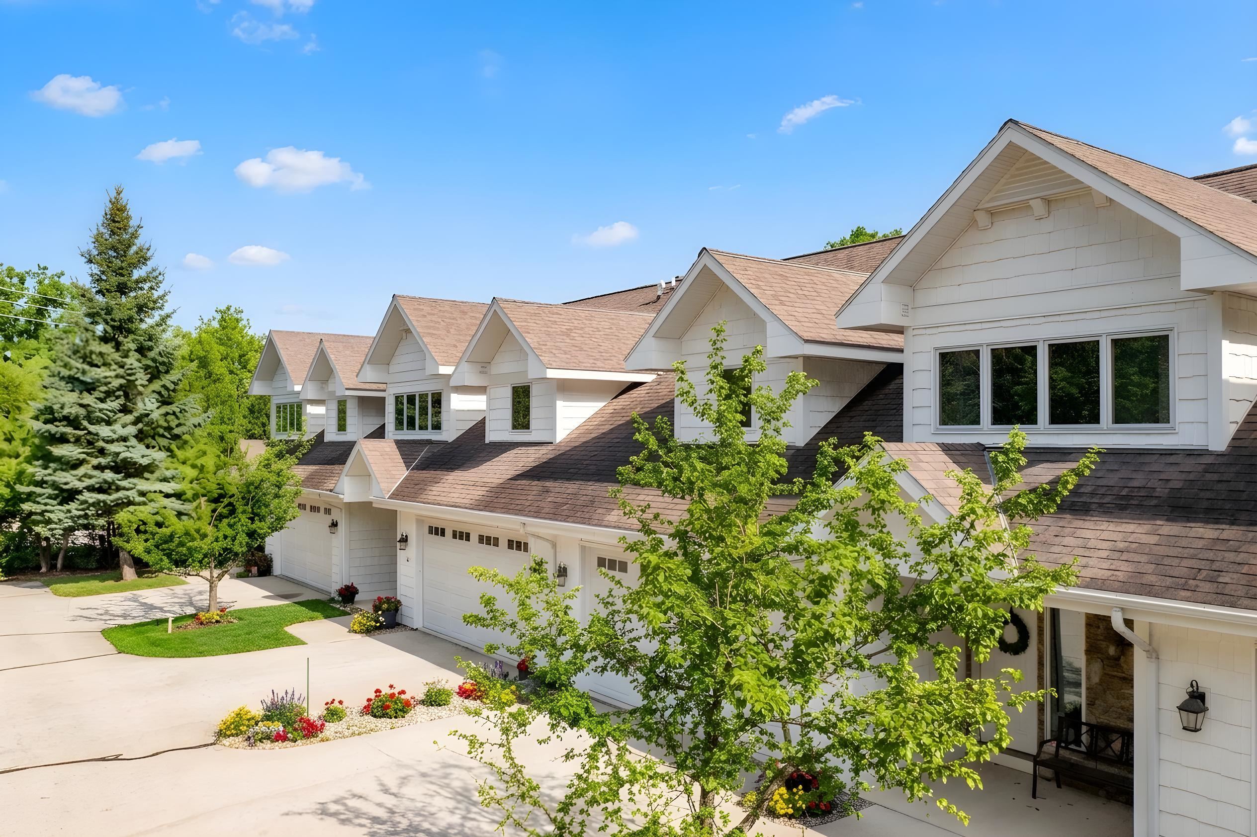 4155 BLUFF Lane Unit: 103