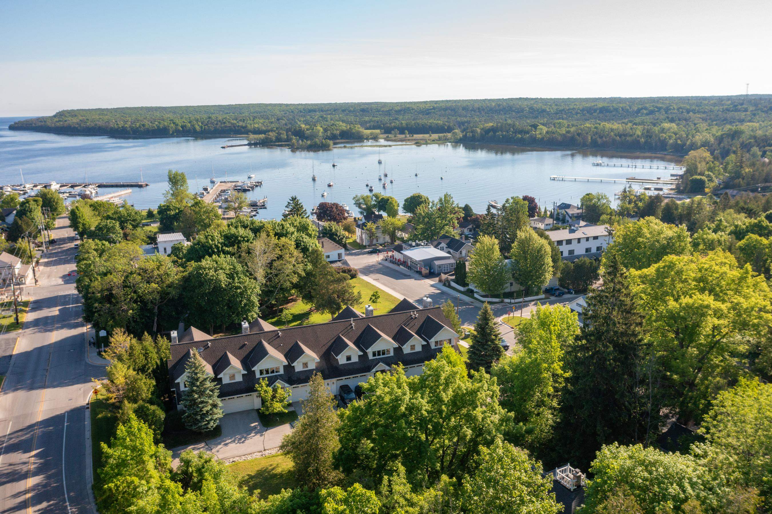 4155 BLUFF Lane Unit: 103