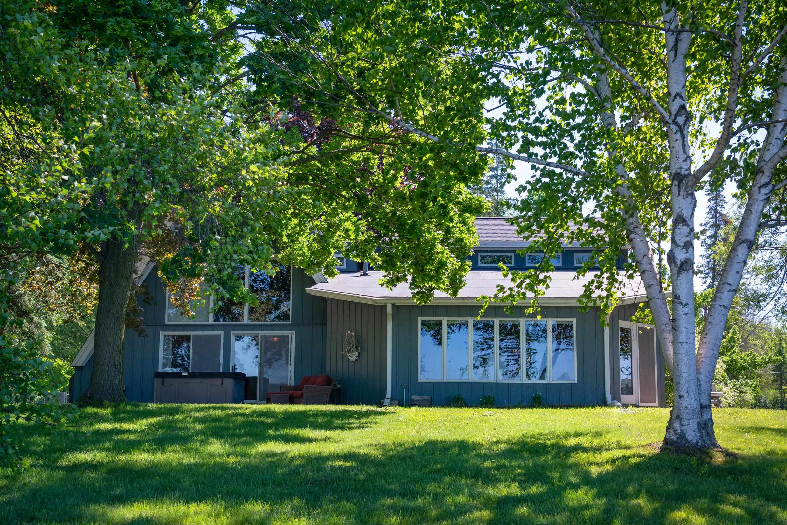 1537 COVE Road