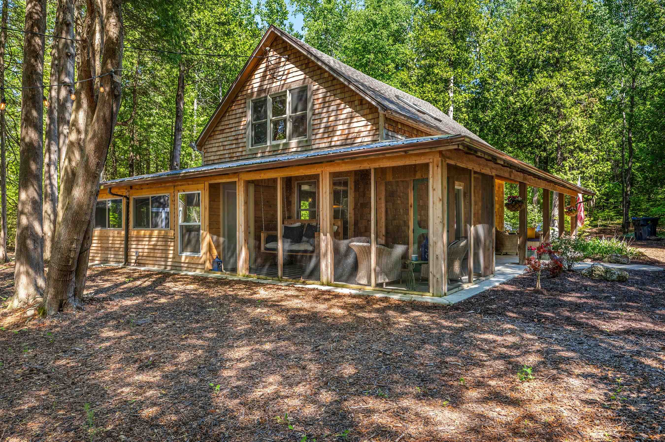 6027 LADY SLIPPER Road