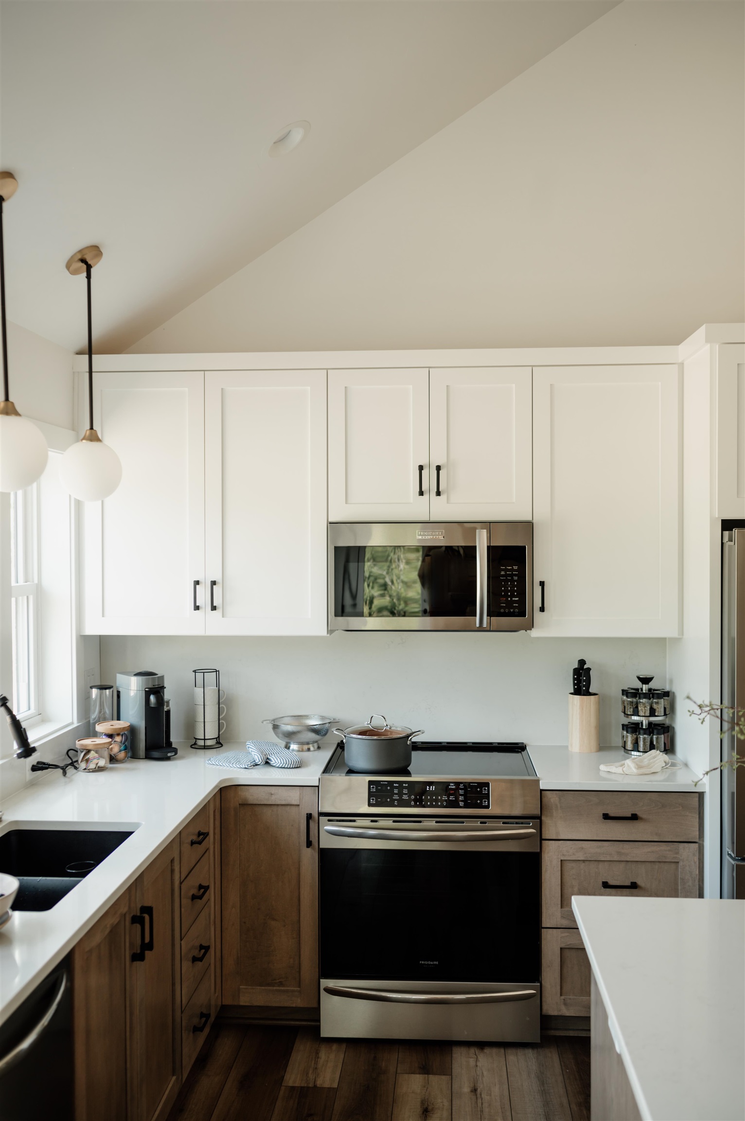 4284 ORCHARDS Trail