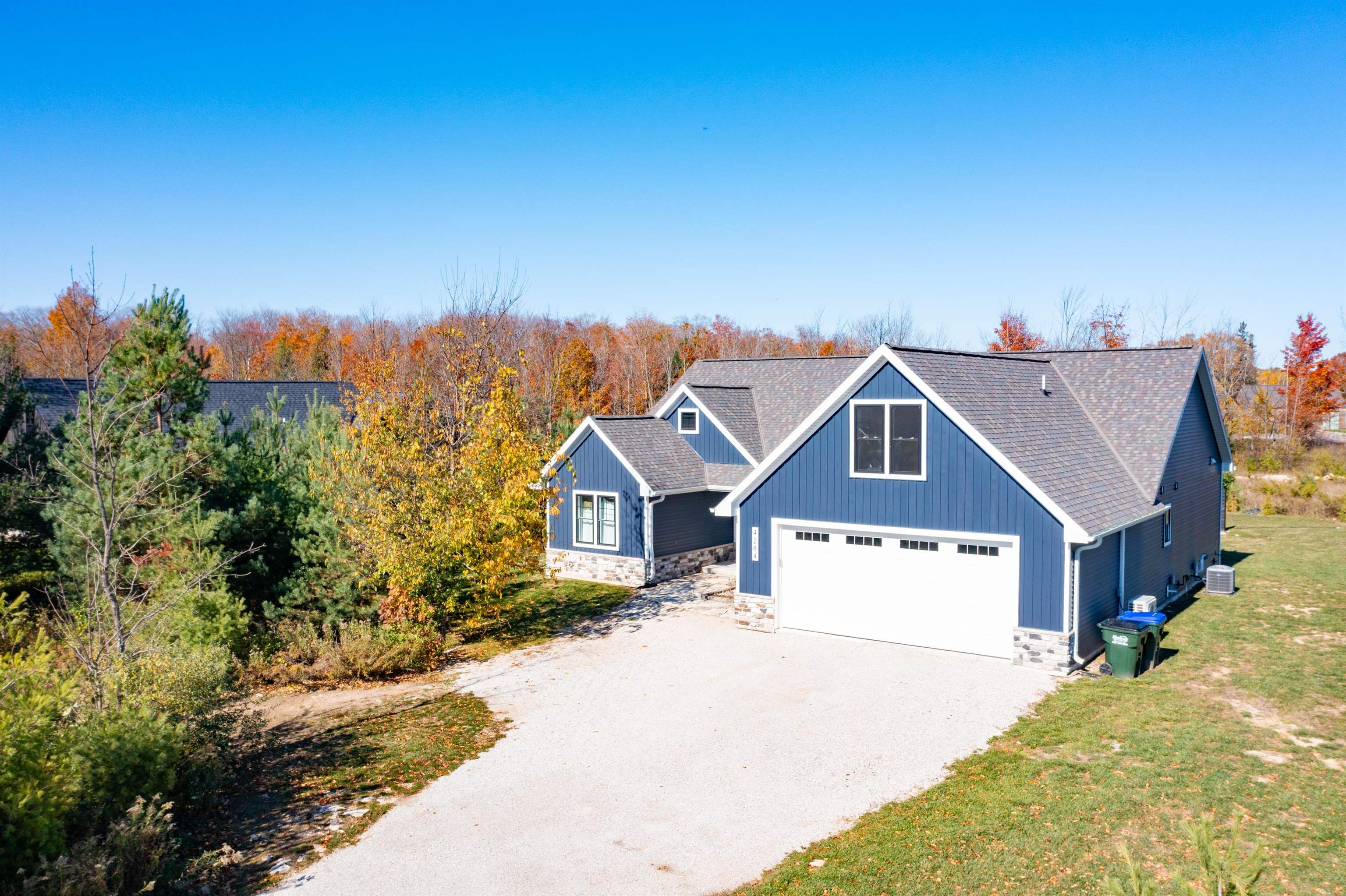 4284 Orchards Trail Egg Harbor Wi Us 54209 Ran50334416