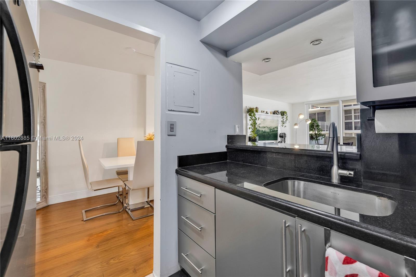 1200 West Ave # 921