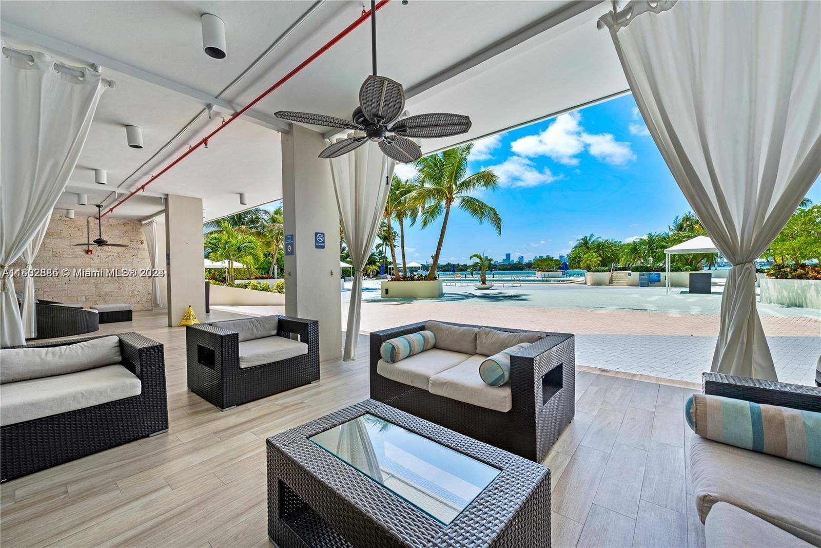 1200 West Ave # 921