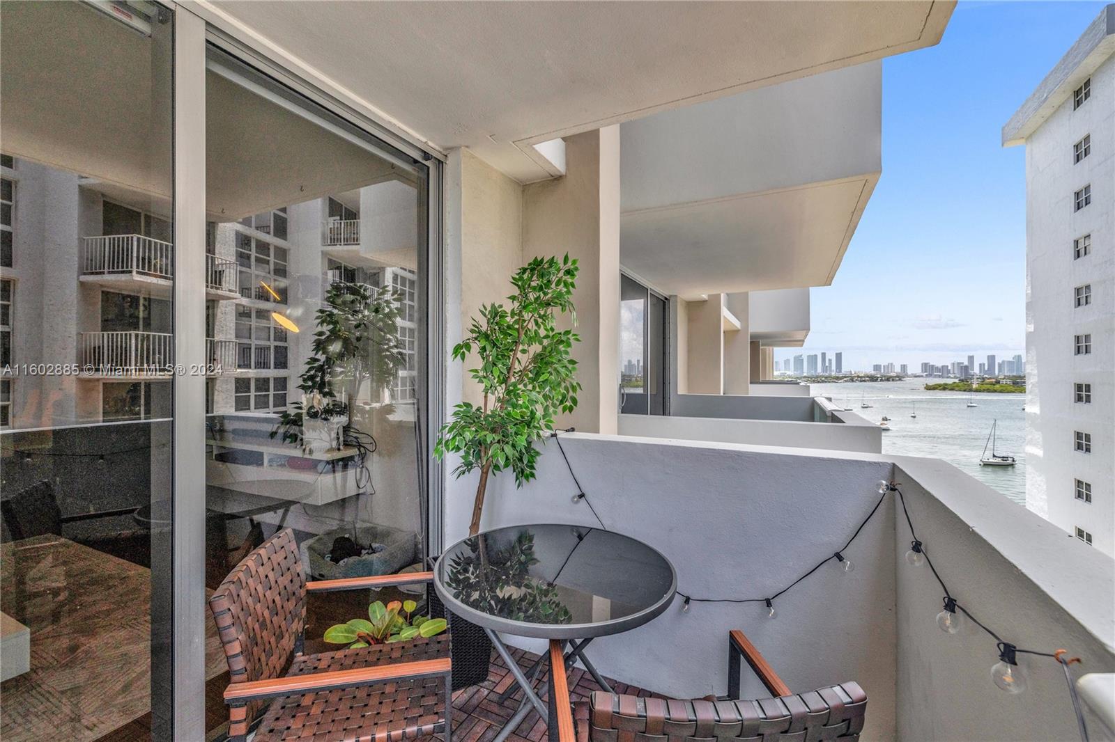 1200 West Ave # 921