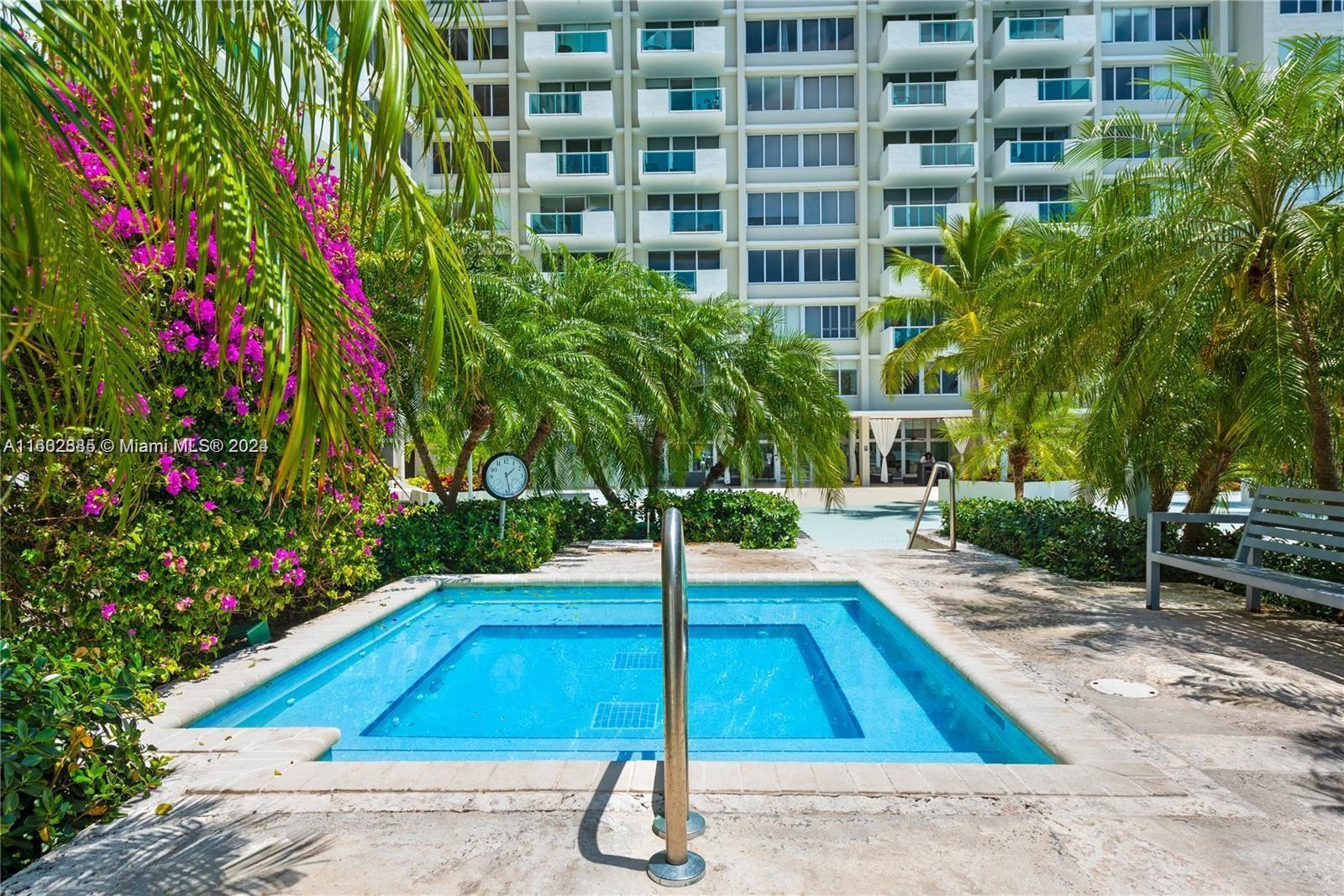 1200 West Ave # 921