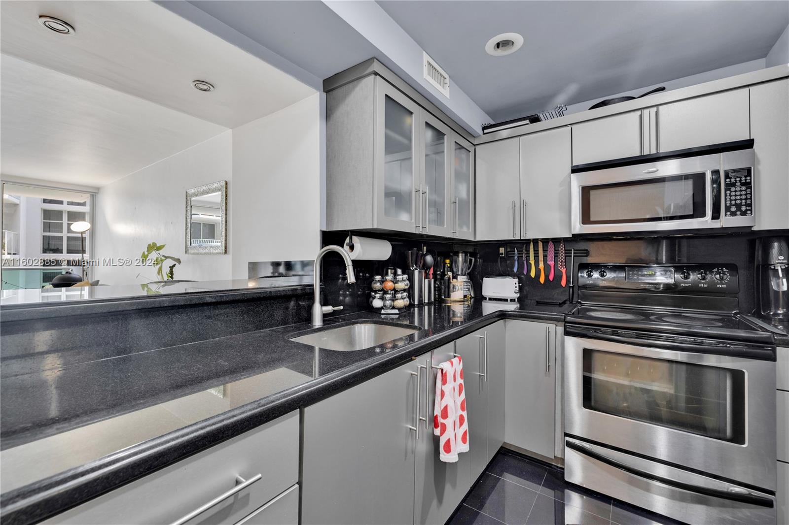 1200 West Ave # 921