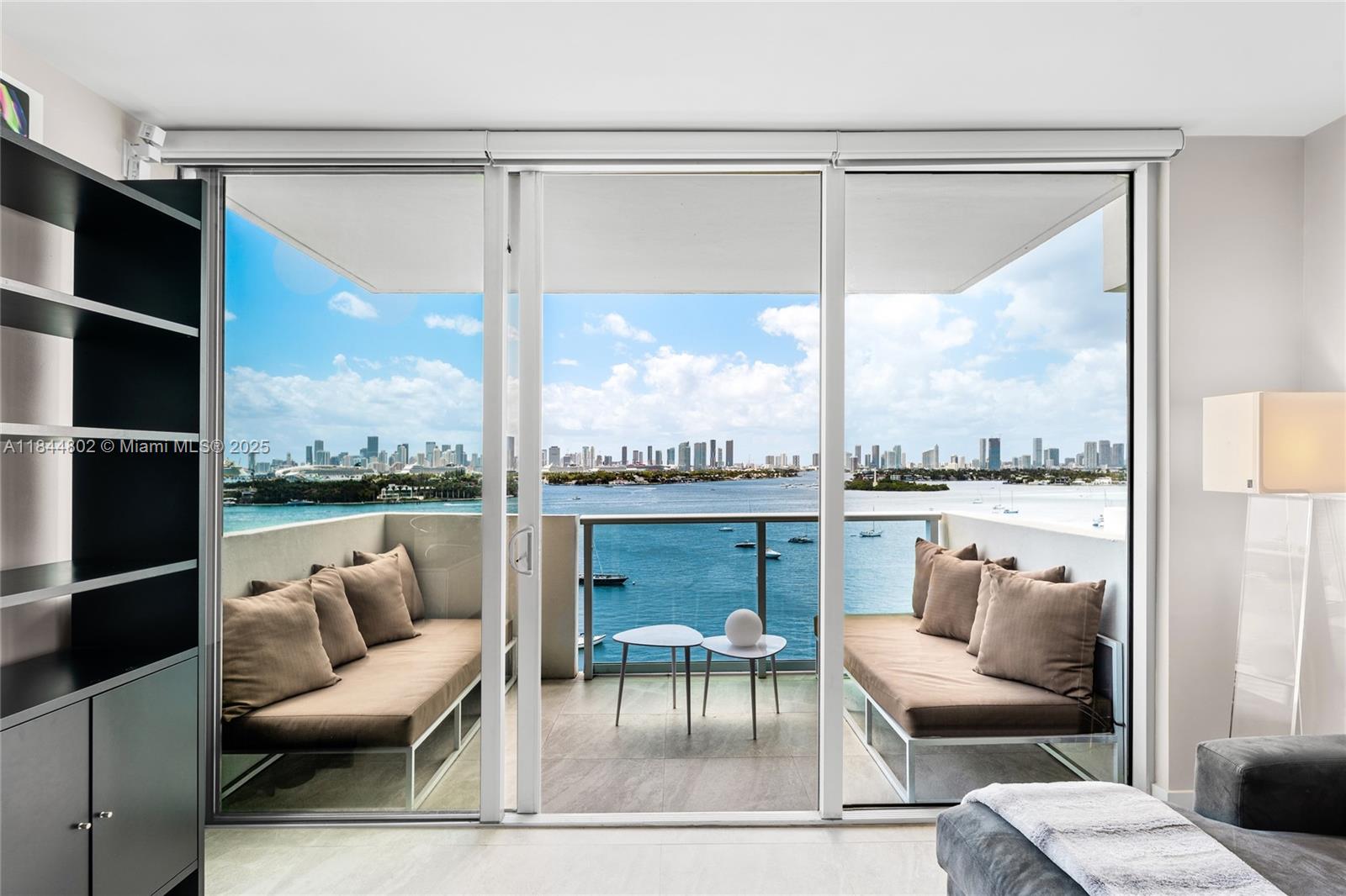 1200 West Ave # 1126