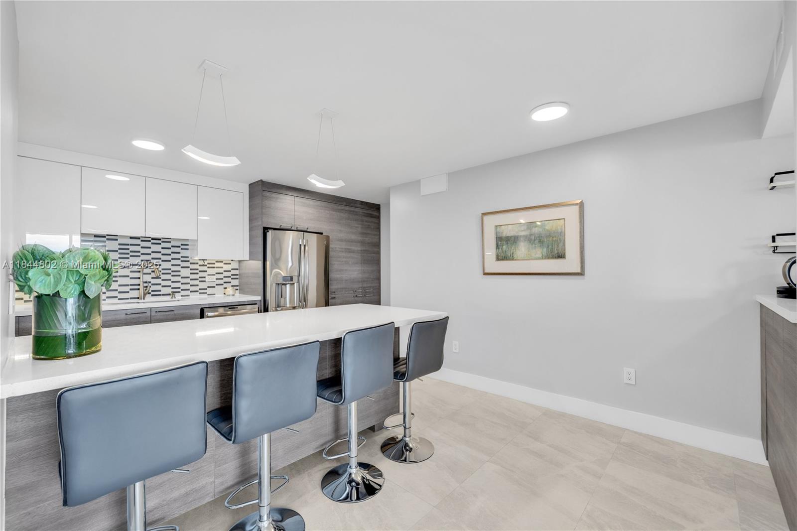 1200 West Ave # 1126