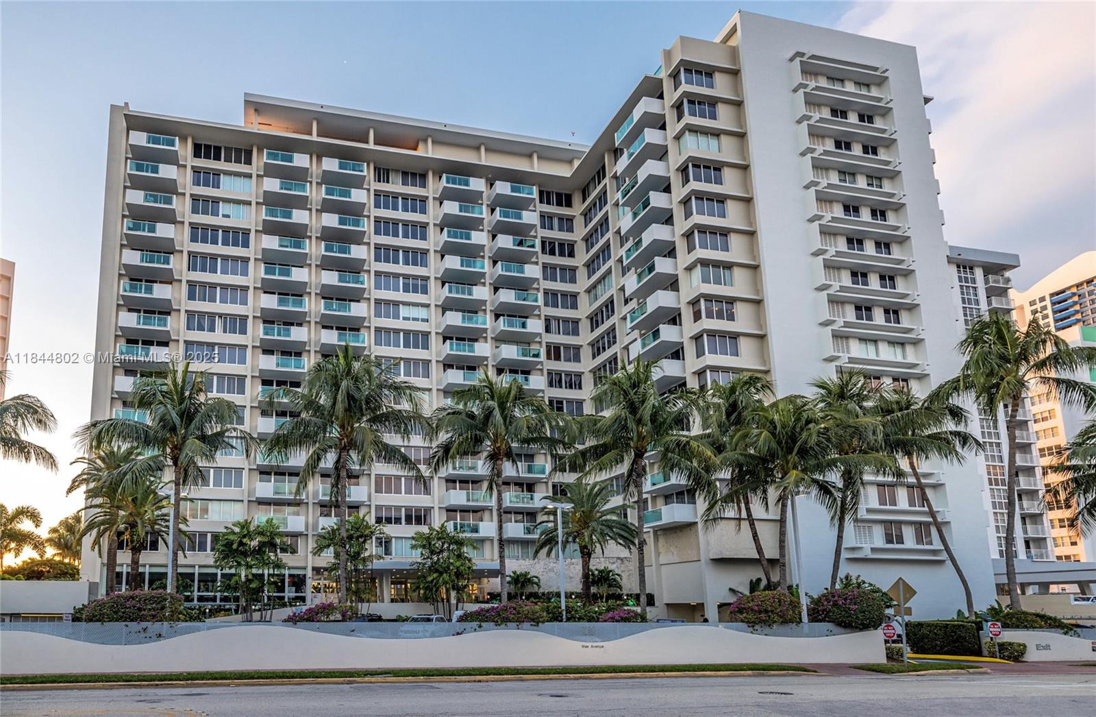 1200 West Ave # 1126