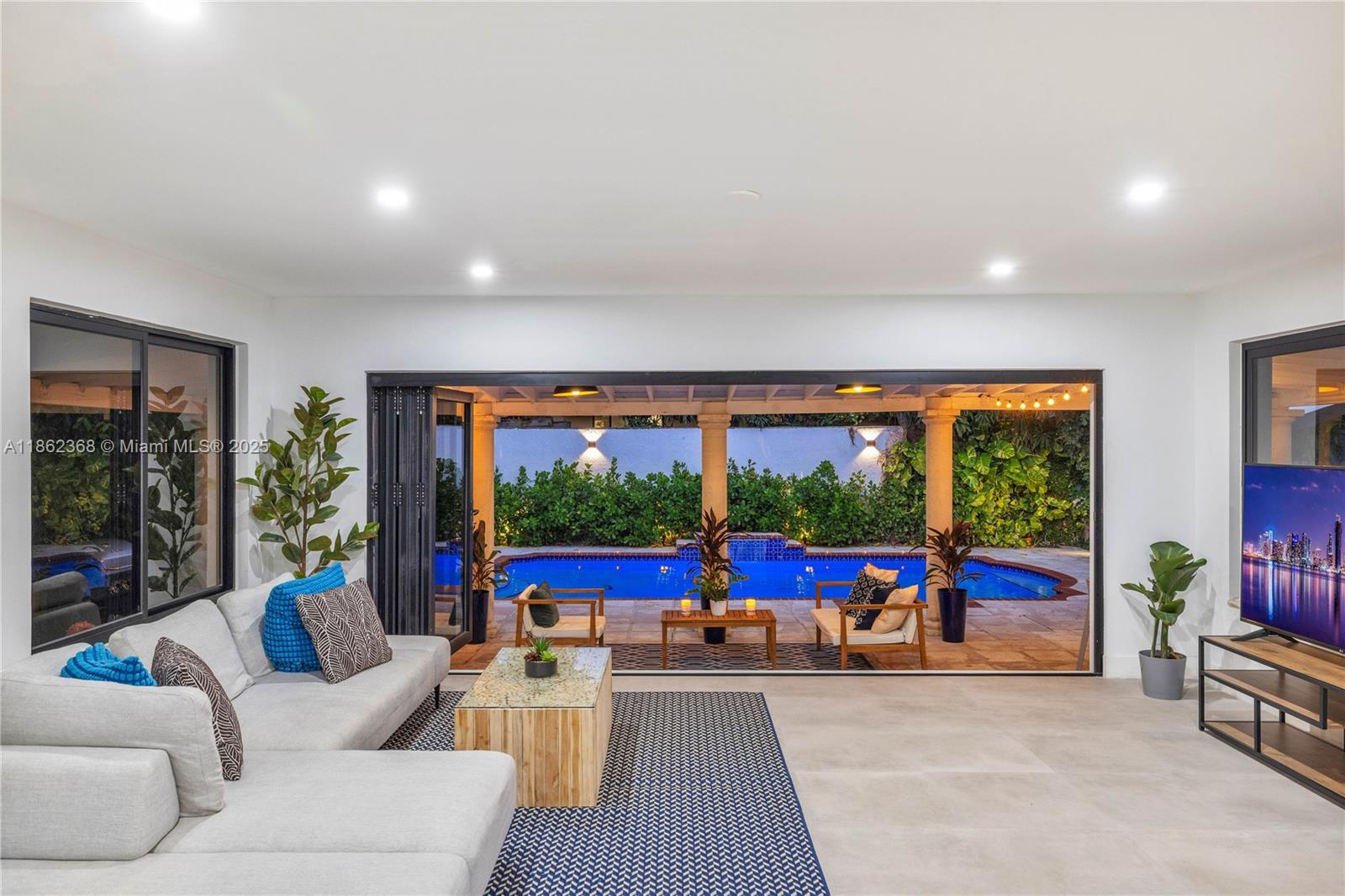 341 SW 21st Rd